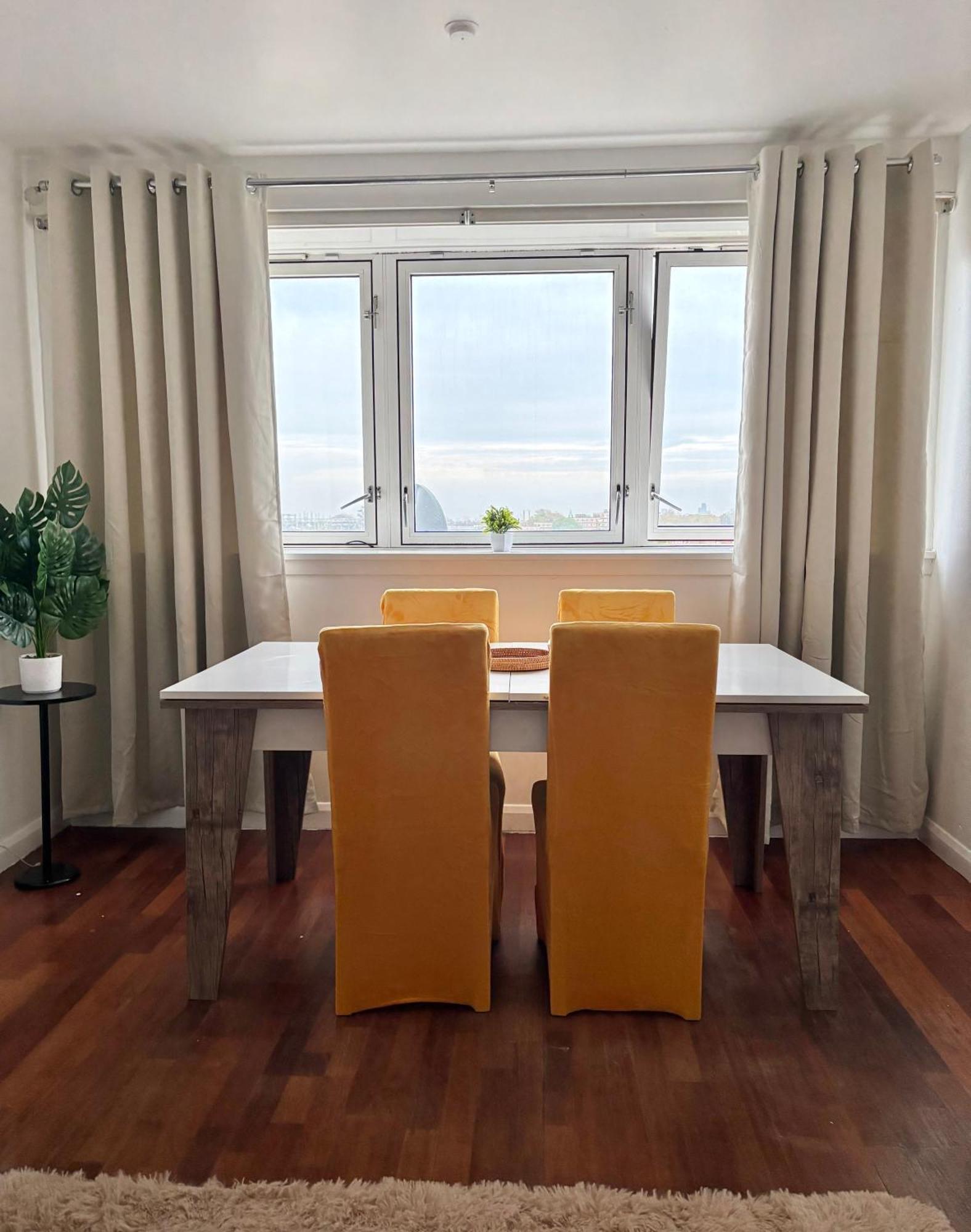 Apartment Stylish 2-bed Retreat Steps From Emirates Stadium London