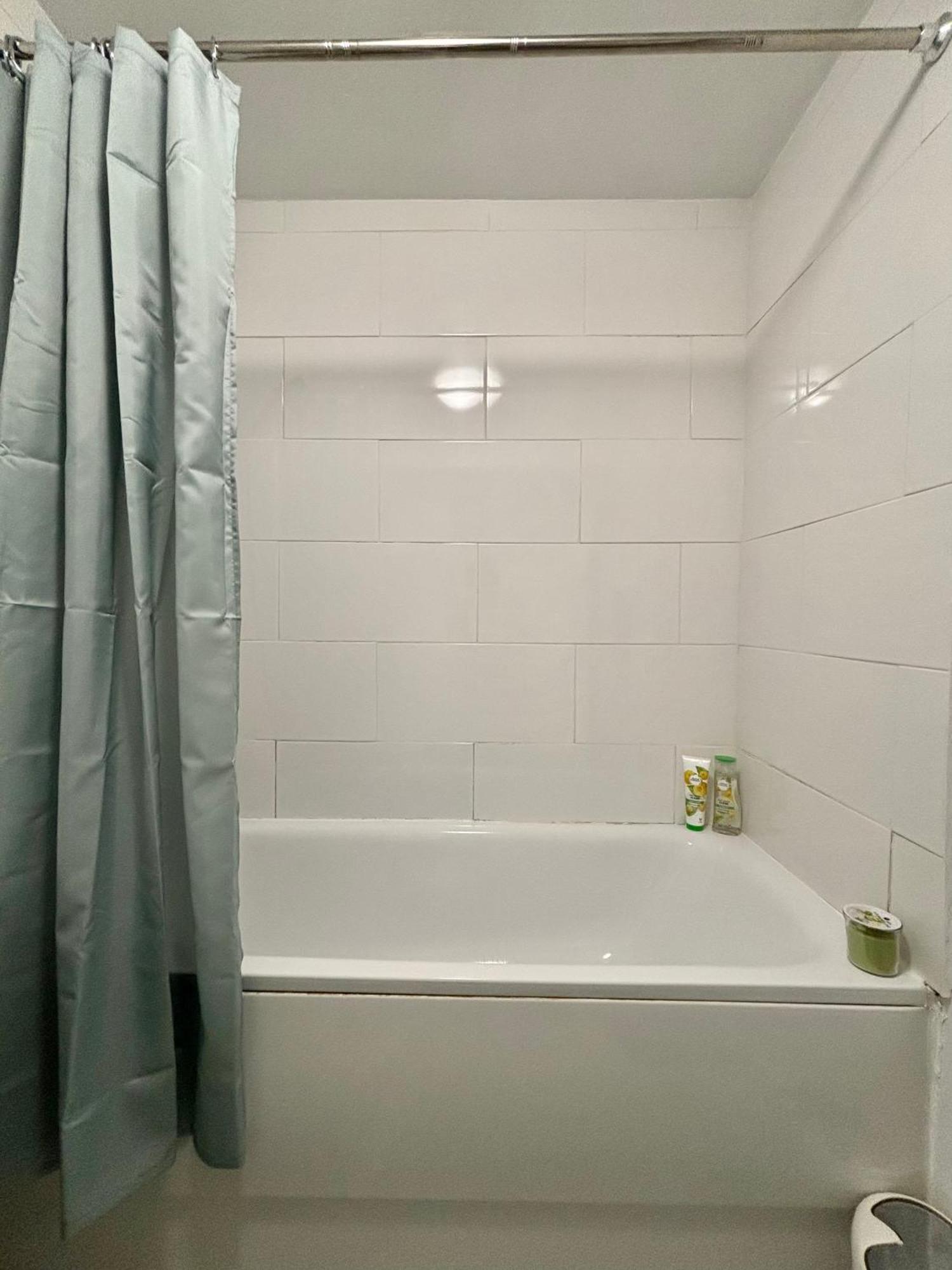 Apartment Stylish 2-bed Retreat Steps From Emirates Stadium