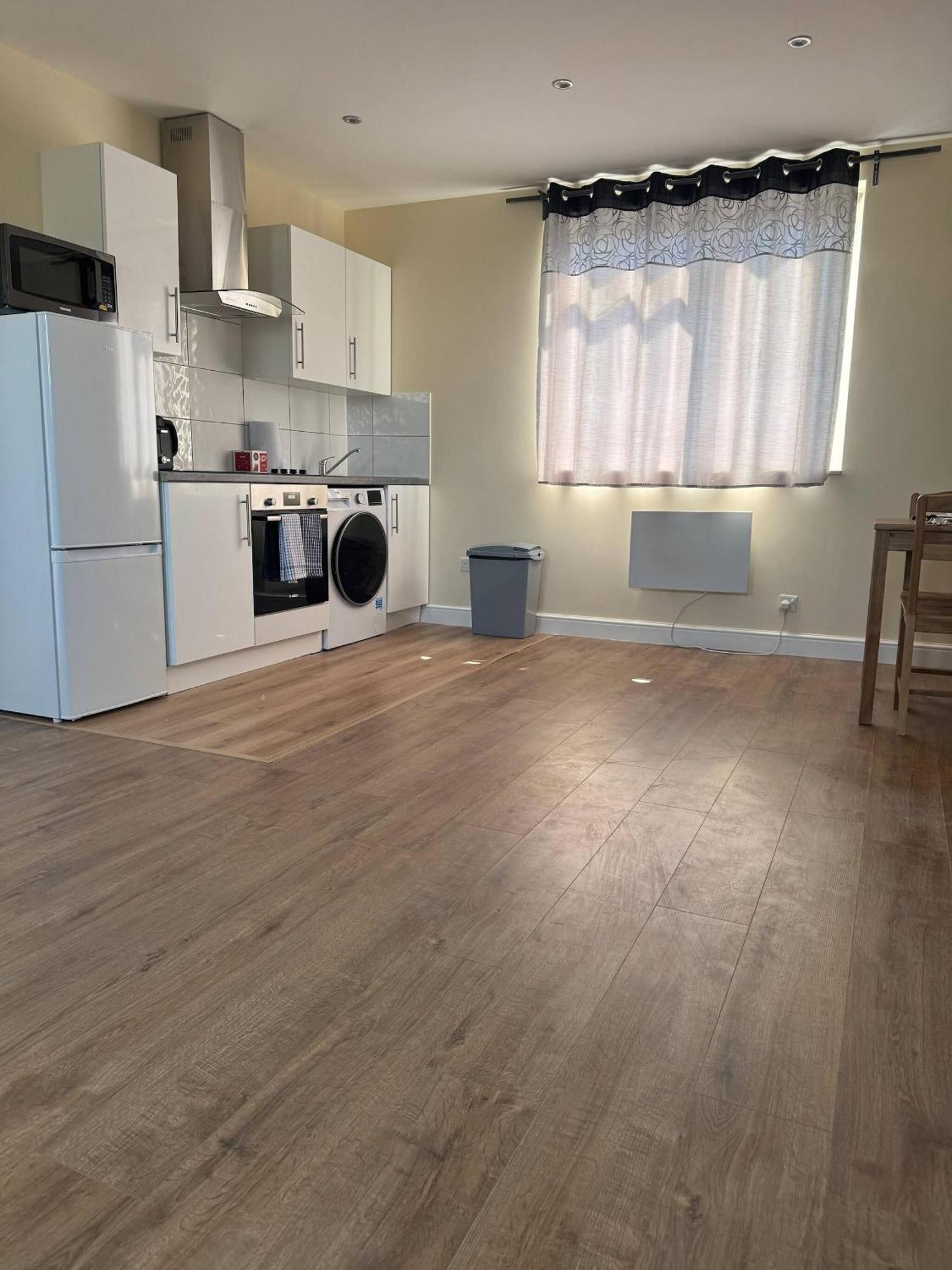 1 Bed Beautiful Flat Great Location * London