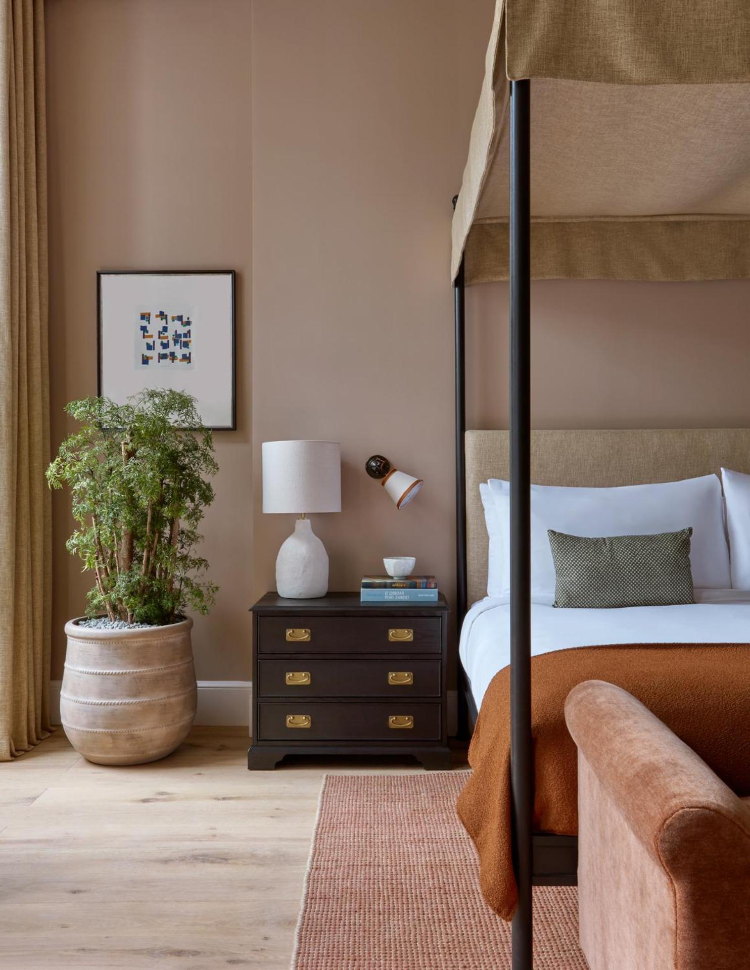 Miiro Templeton Garden Hotel 4*