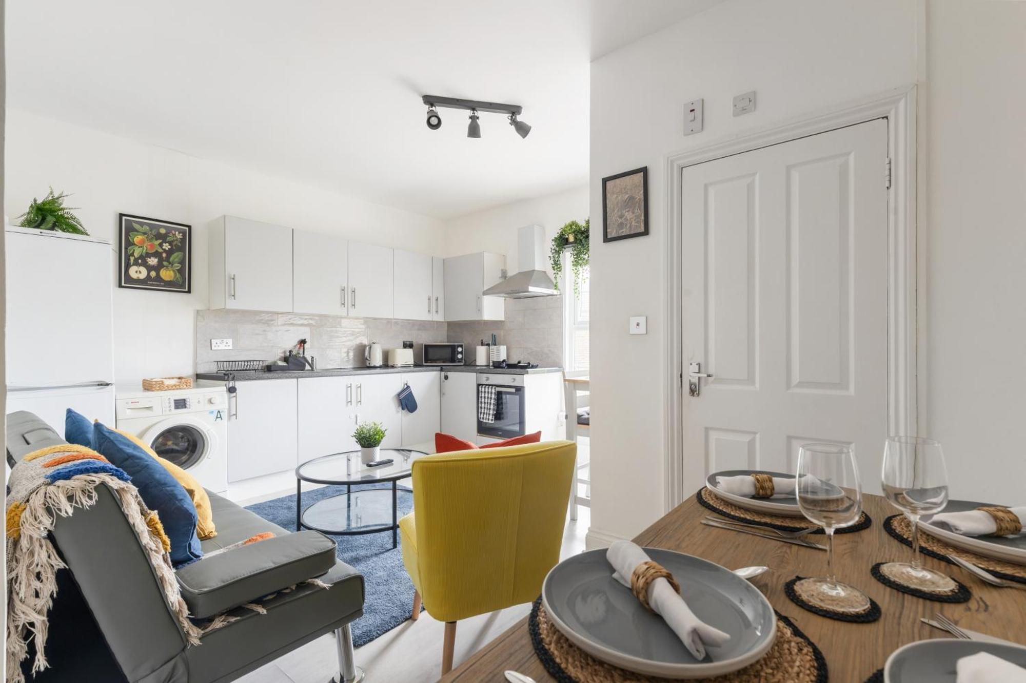 Modern & Cosy 2 Bedroom With Free Parking Near Wembley *