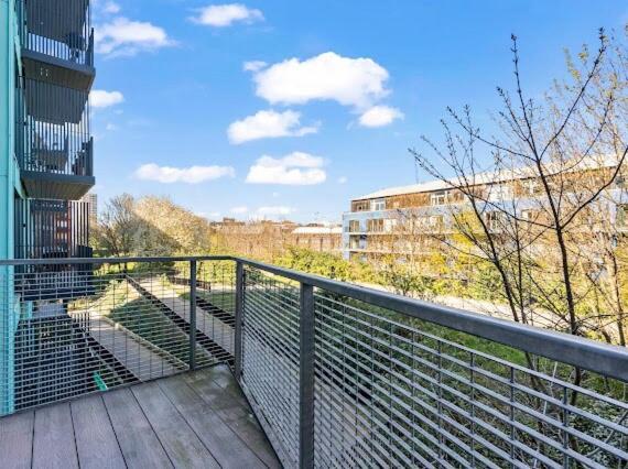 Spacious, Lovely 2 Bed In Hackney Wick