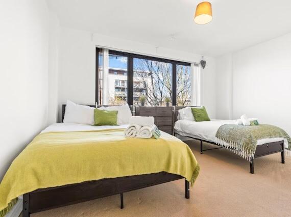 Spacious, Lovely 2 Bed In Hackney Wick Apartment London