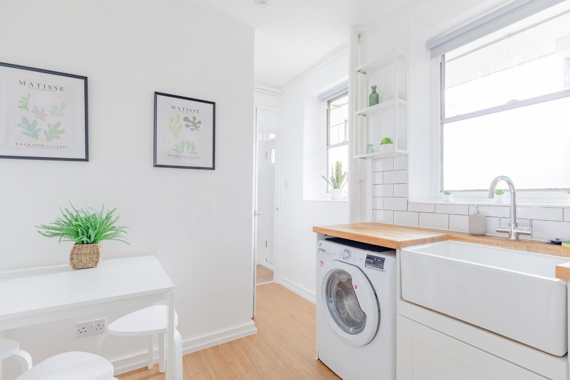 Inviting 3bd Retreat In The Heart Of Camden London