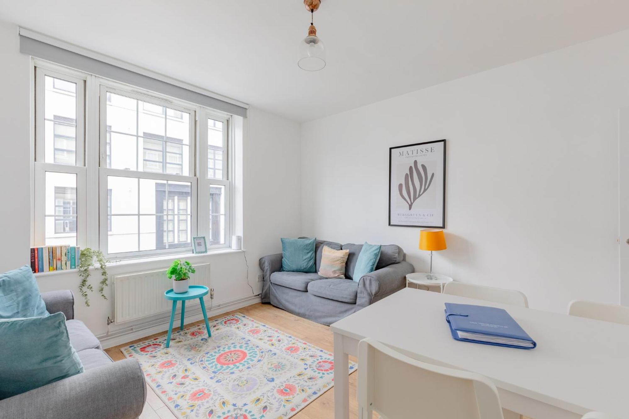 Inviting 3bd Retreat In The Heart Of Camden London