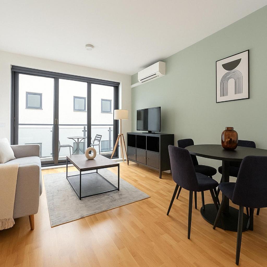 2 Bed Flat In Camden With Garden