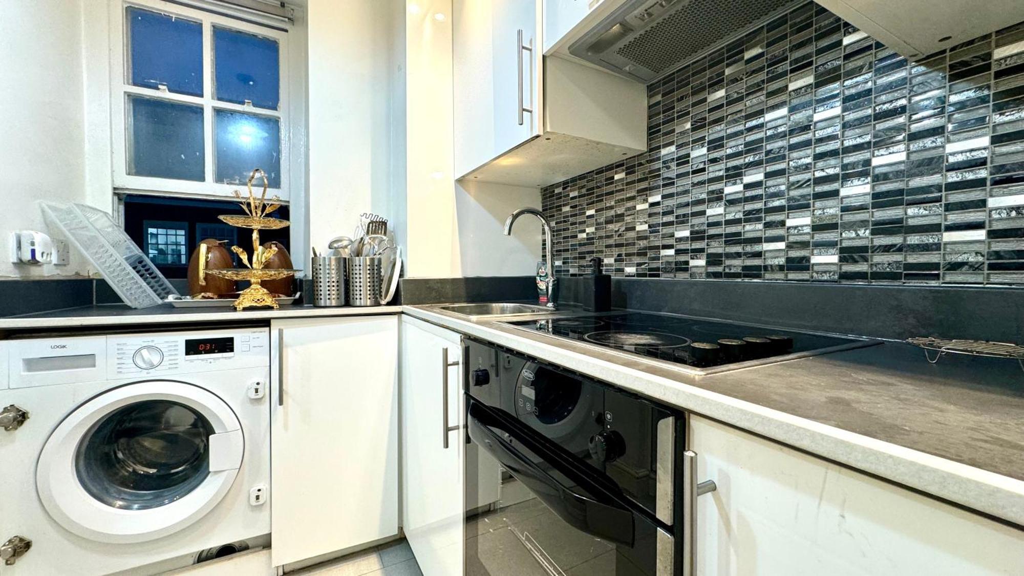 1 Bedroom Edgware Road Hosted By Ali Apartment *