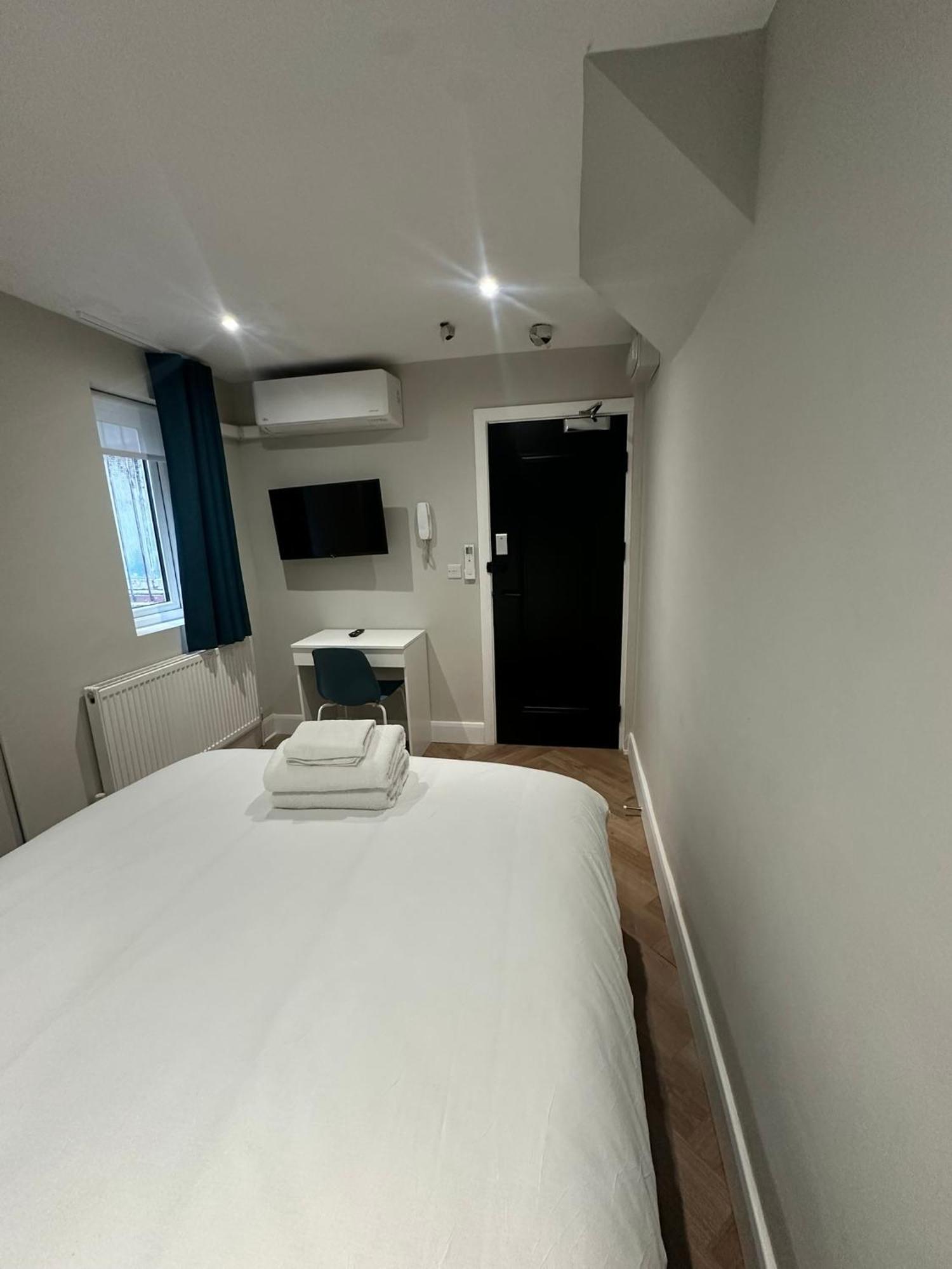 Earls Court Residences Apartment
