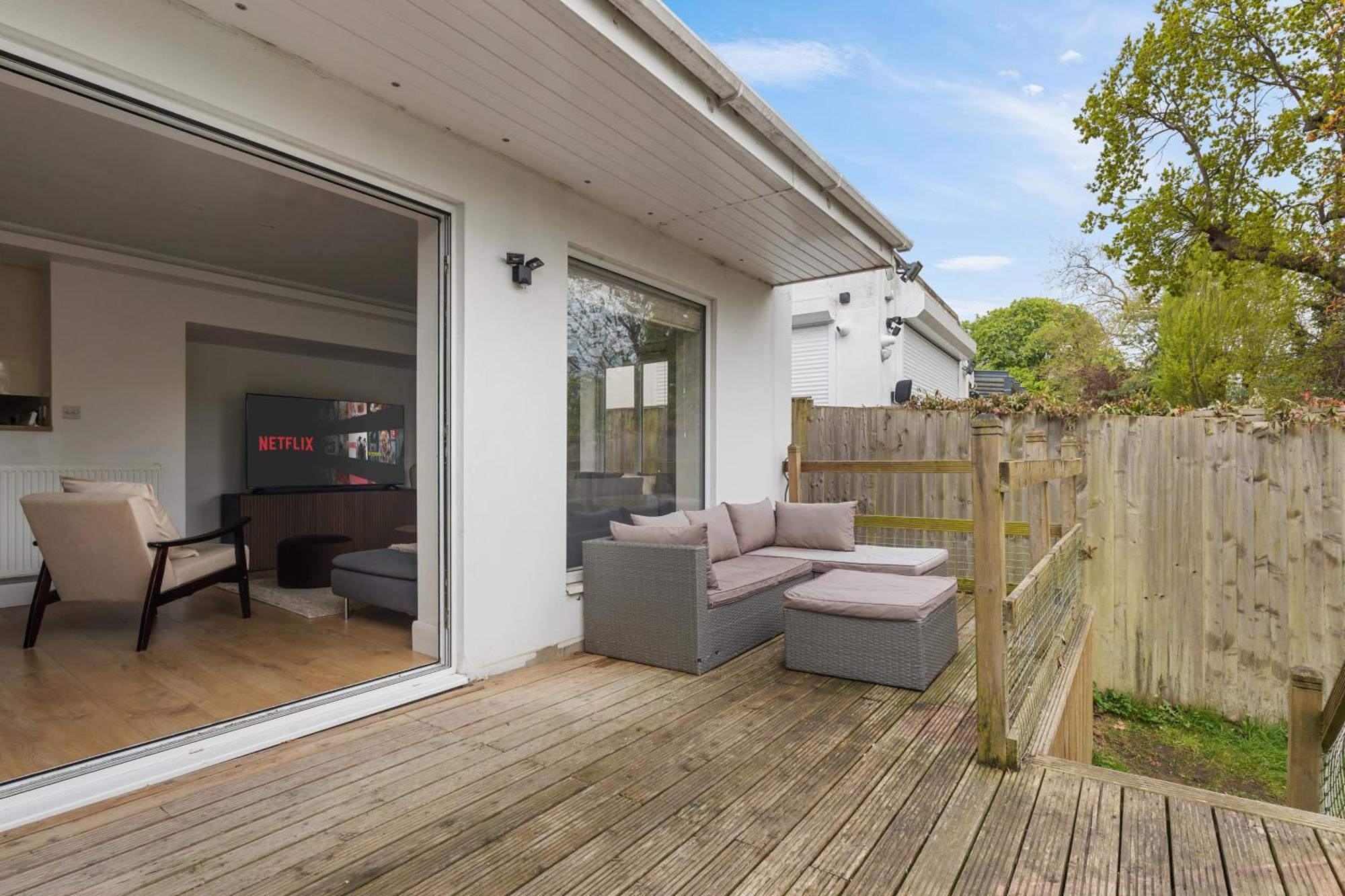 Appartement Stunning 3bd With Garden & Free Parking
