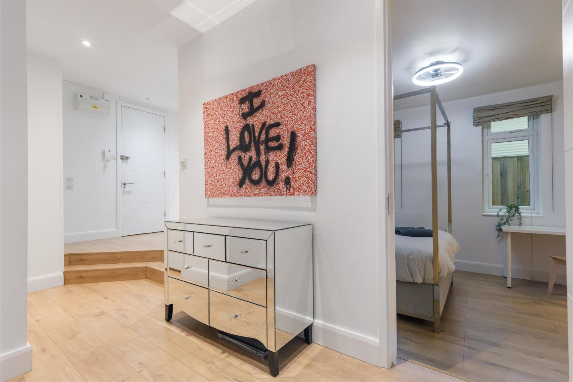 Appartement Stunning 3bd With Garden & Free Parking Londen