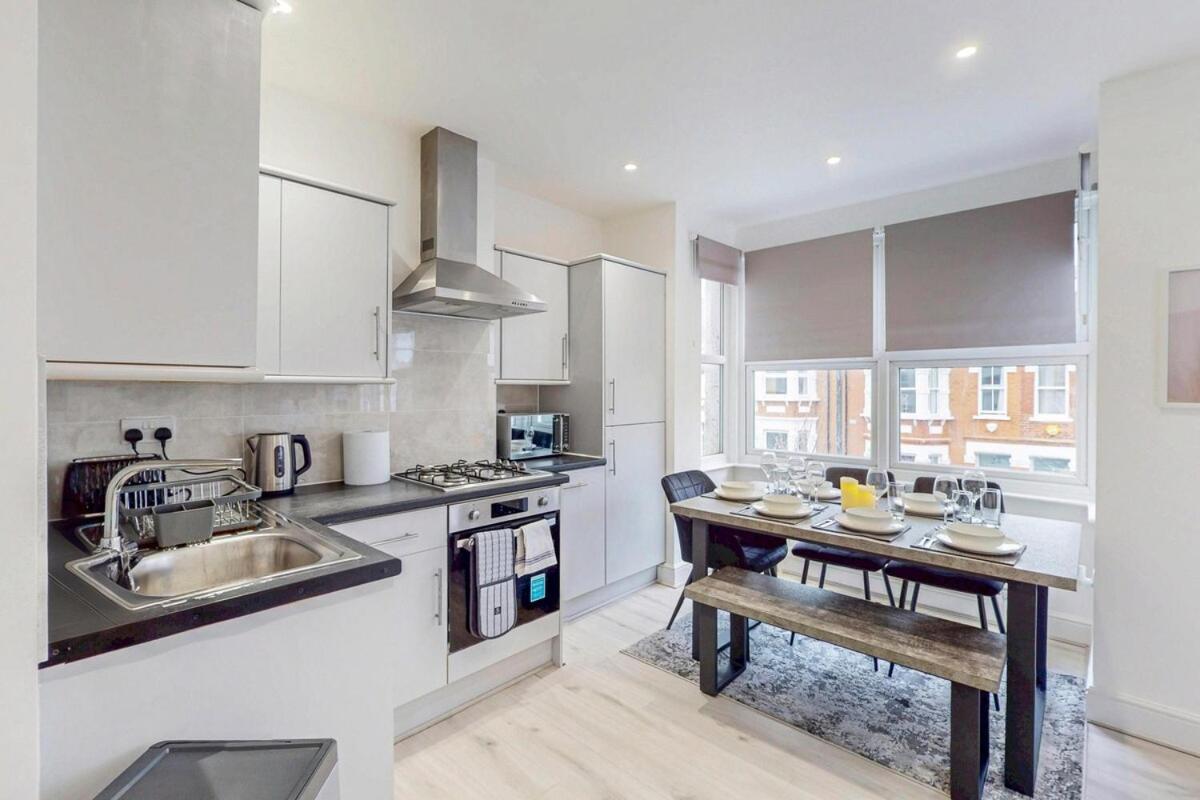 Apartment Modern 3br Apt,25 Min To Aeltc Tennis Championship London