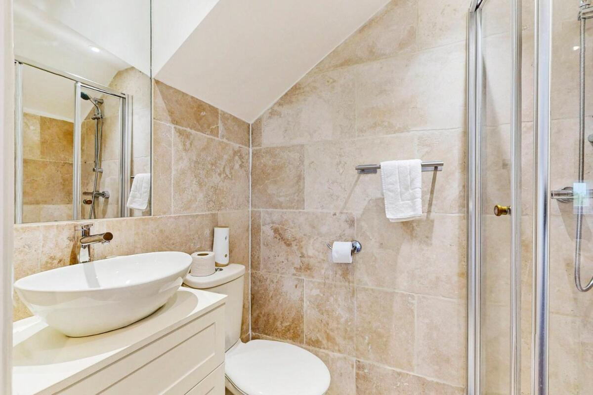 Modern 3br Apt,25 Min To Aeltc Tennis Championship Apartment