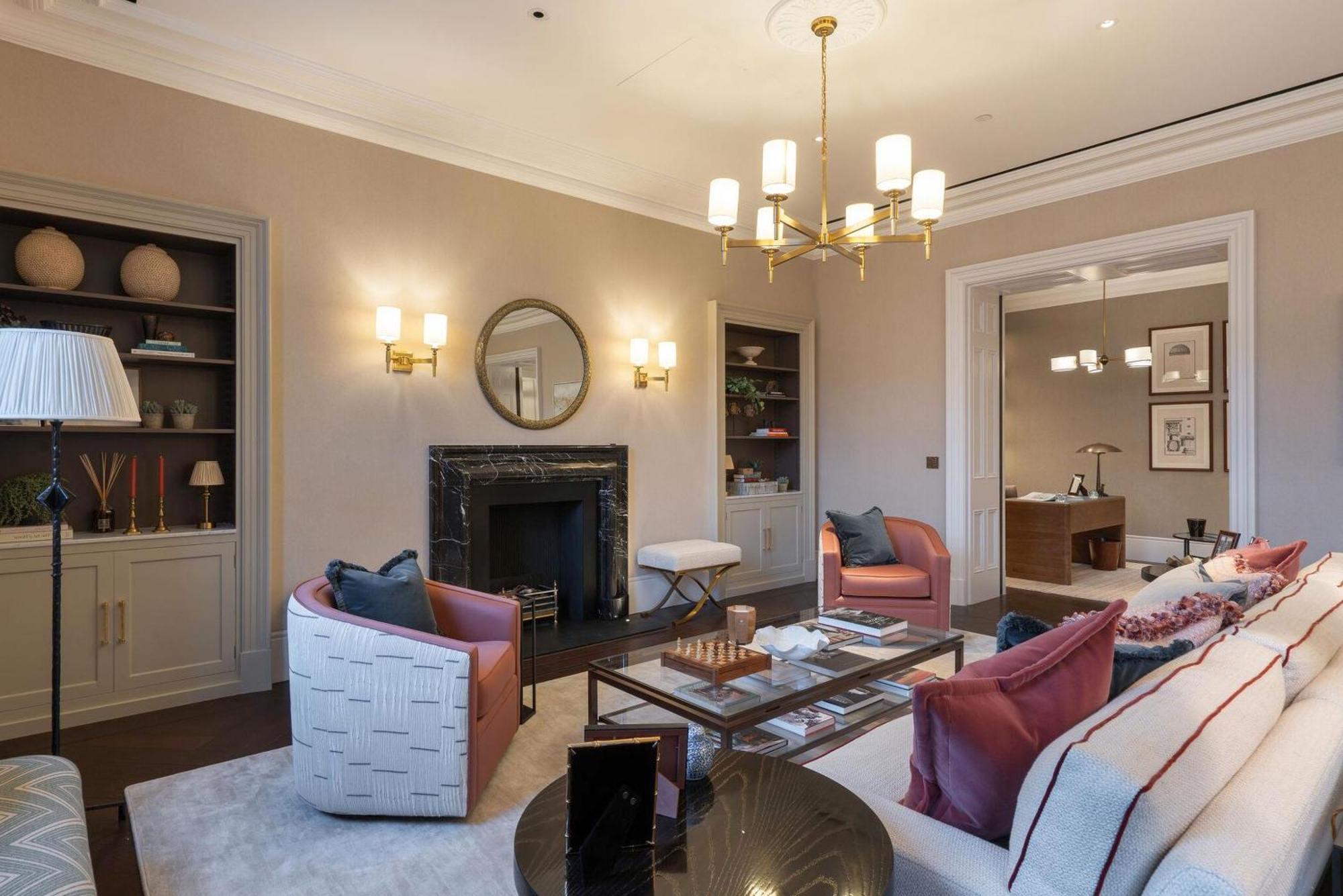 Apartment Three Bedroom With Pool And