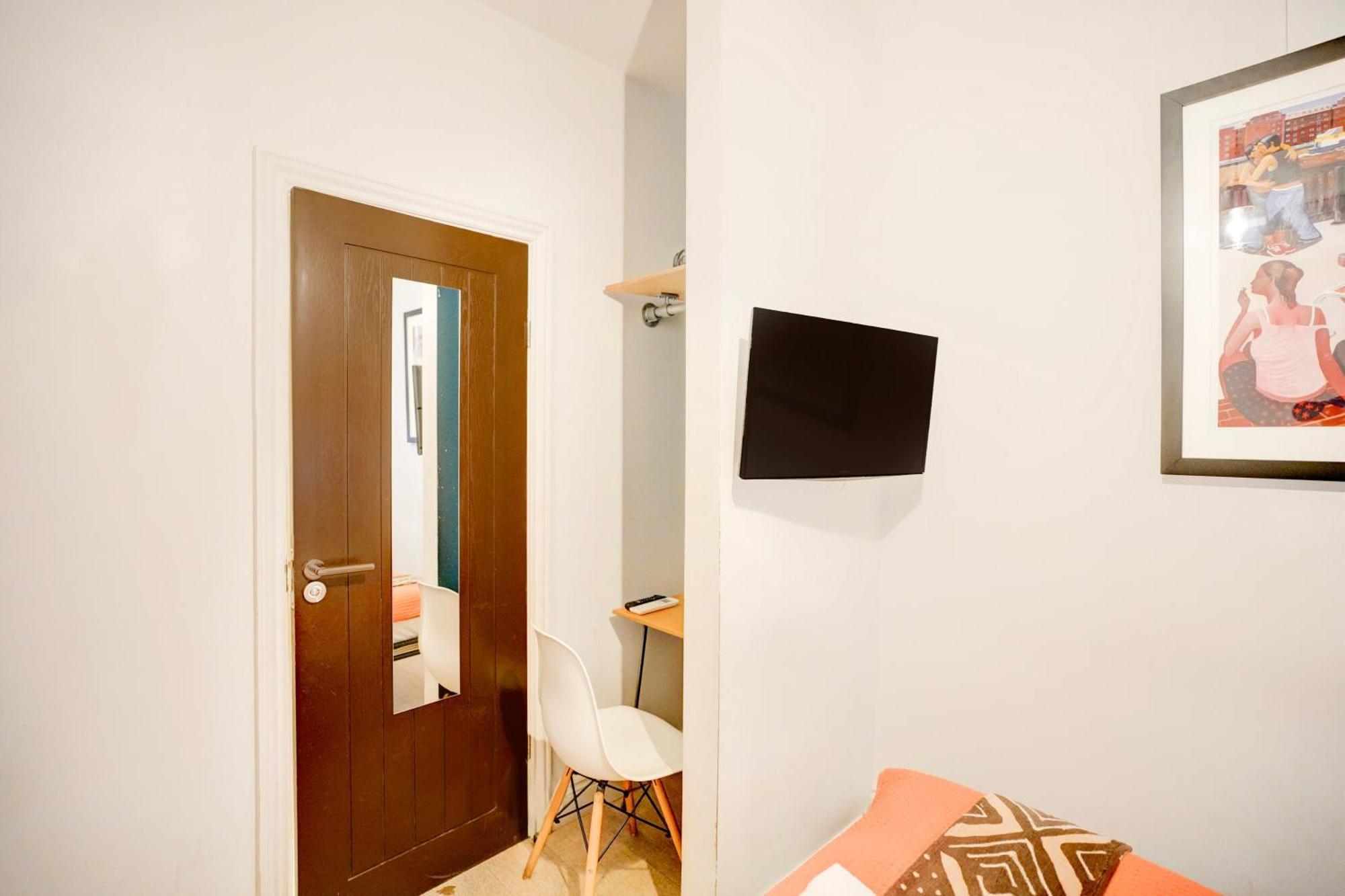 Peckham 3* London