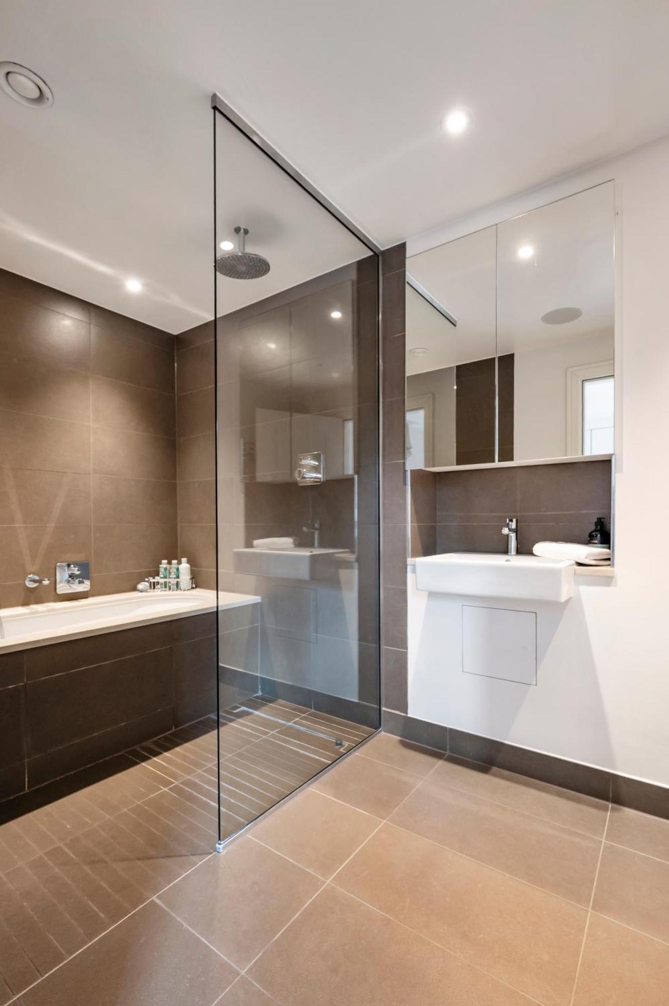 Appartement Rock Paper Scissors *