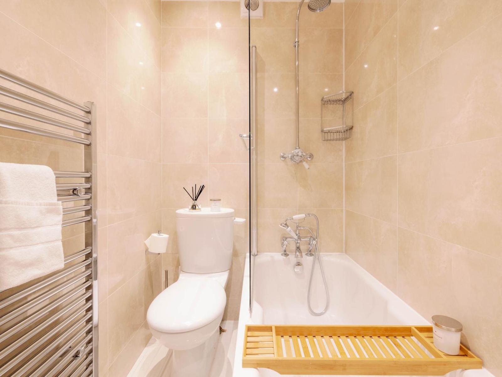 Pass The Keys Lovely 2-bedroom Flat In Pimlico W Outdoor Patio Lägenhet
