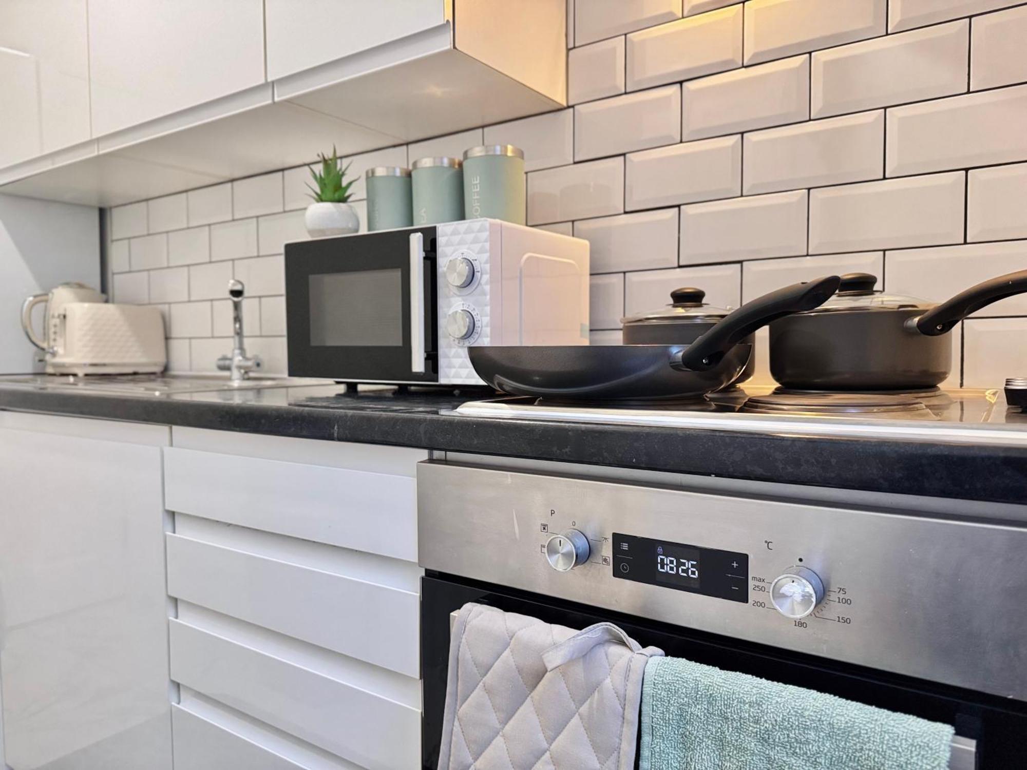 Family Retreat 30min To Apartment London