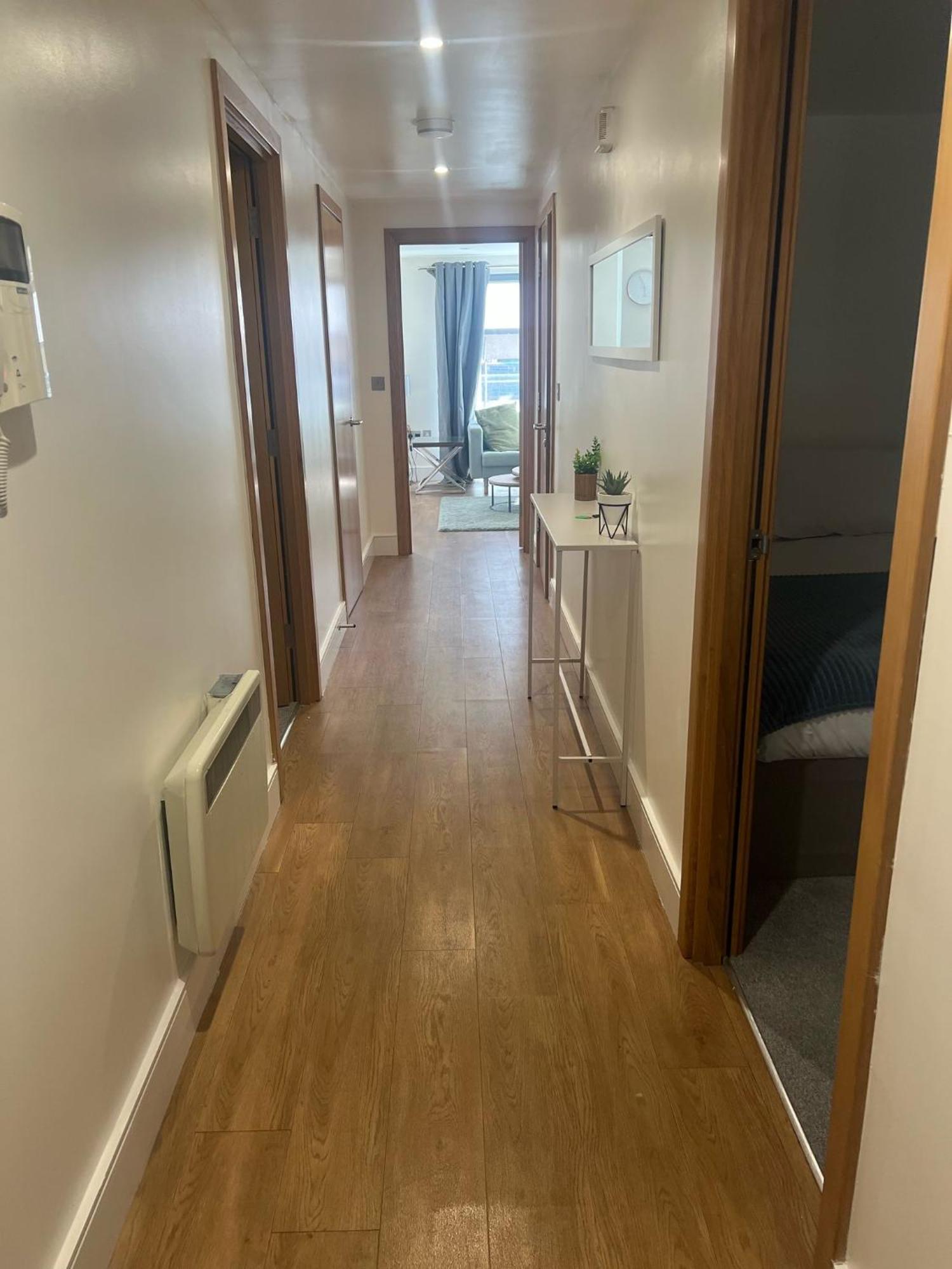 Apartment Modern 2 Bed 2 Bath Hyde Park *