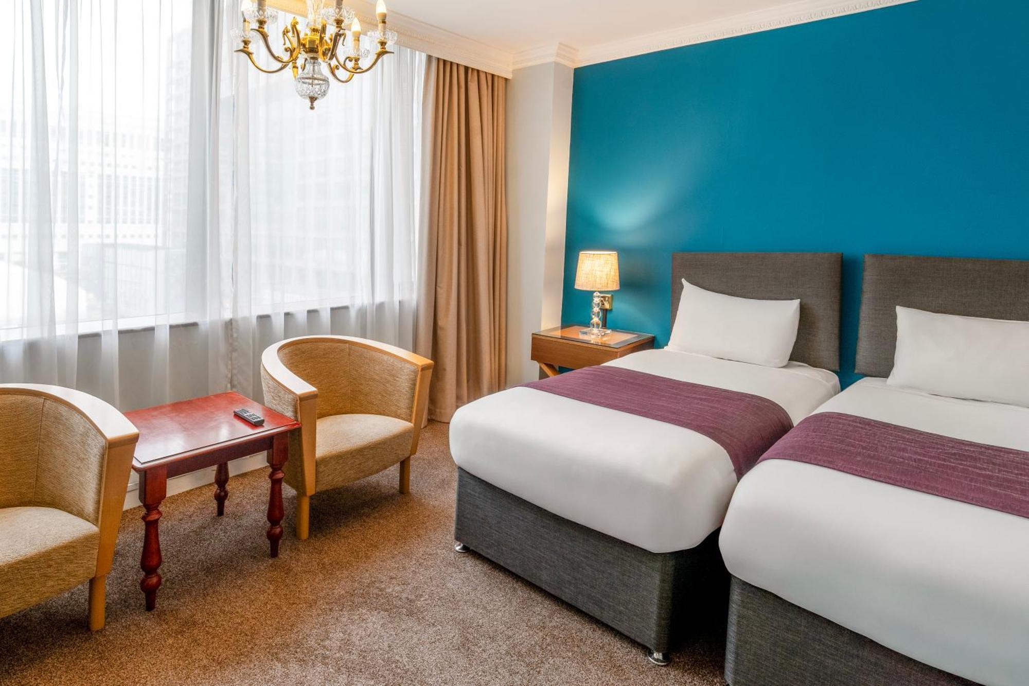 Britannia International Canary Wharf Hotel 4*