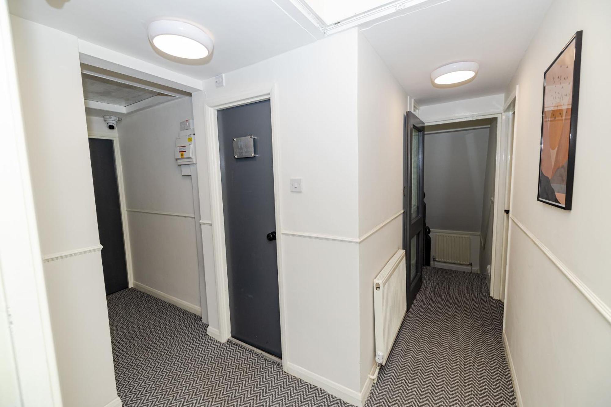 Woodford Hotel 3*