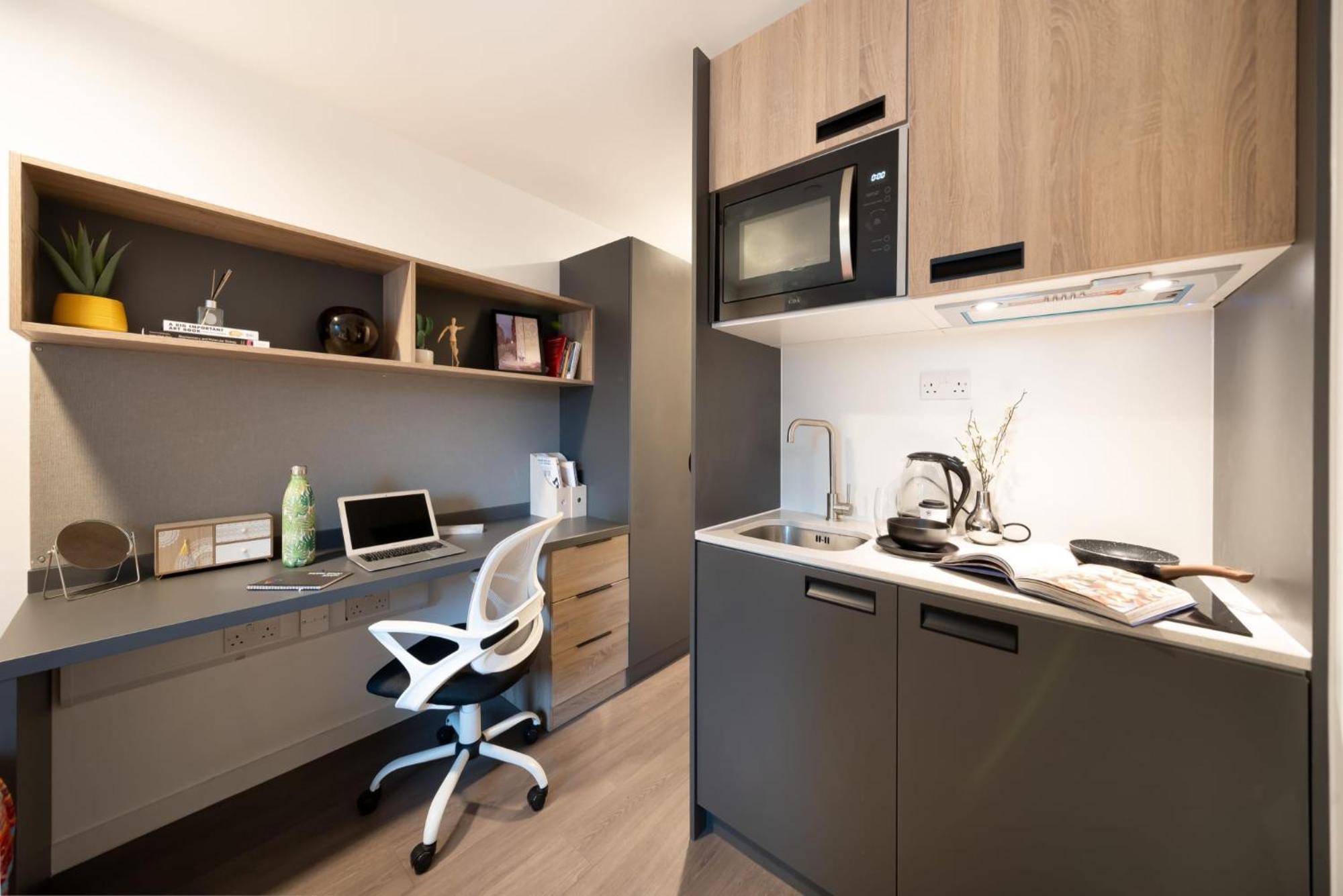 Private Bedrooms With Shared Kitchen, And At Canvas Wembley In Appartement