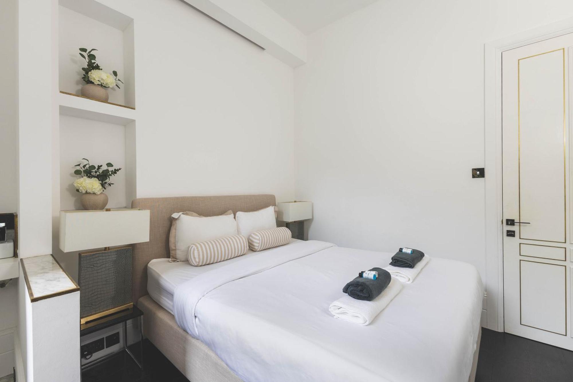 Lovely 2br Flat In Kensington, 2 Minutes Tube London