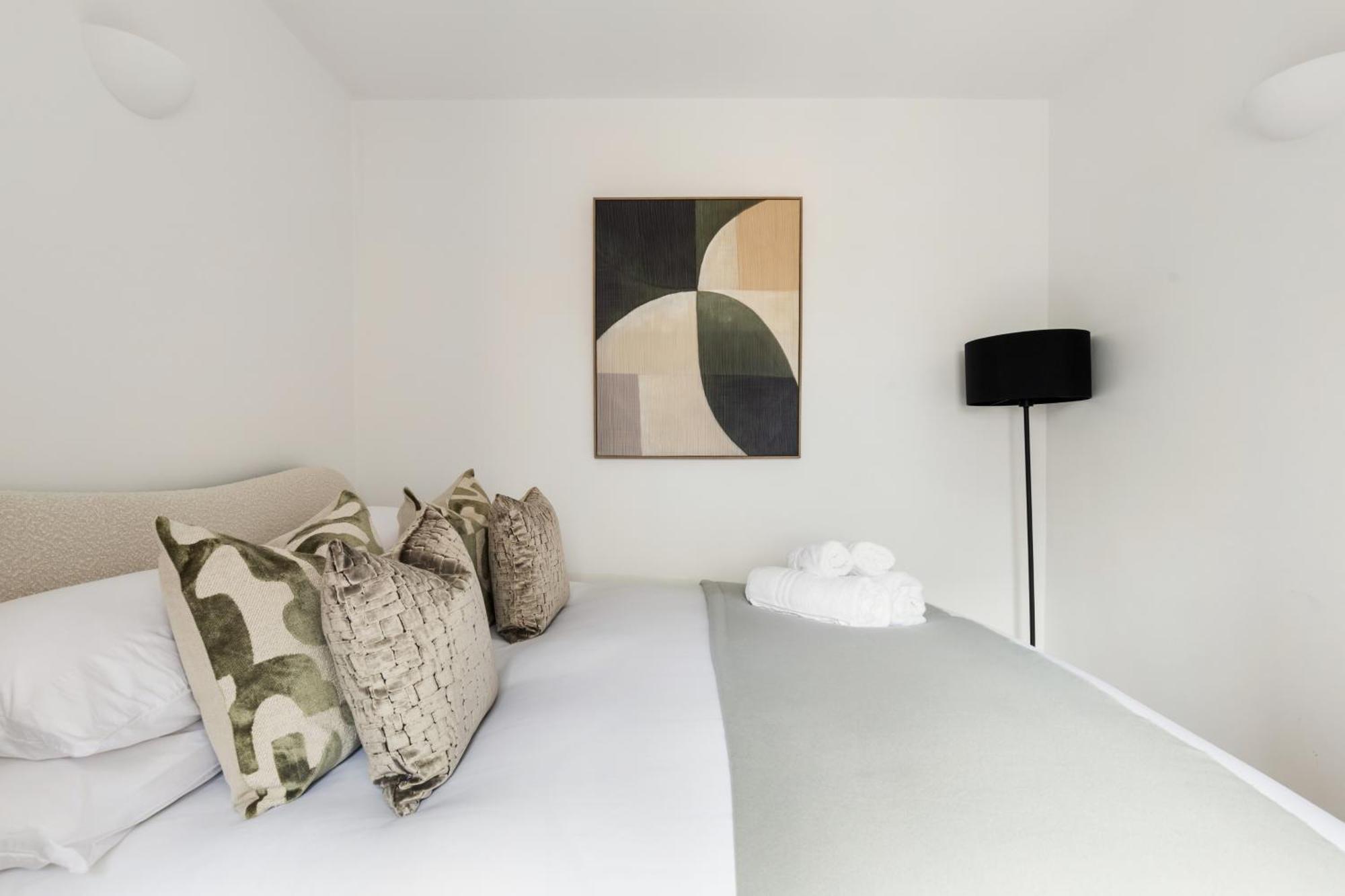 Luxury Corner - La Reserve Knightsbridge Londen