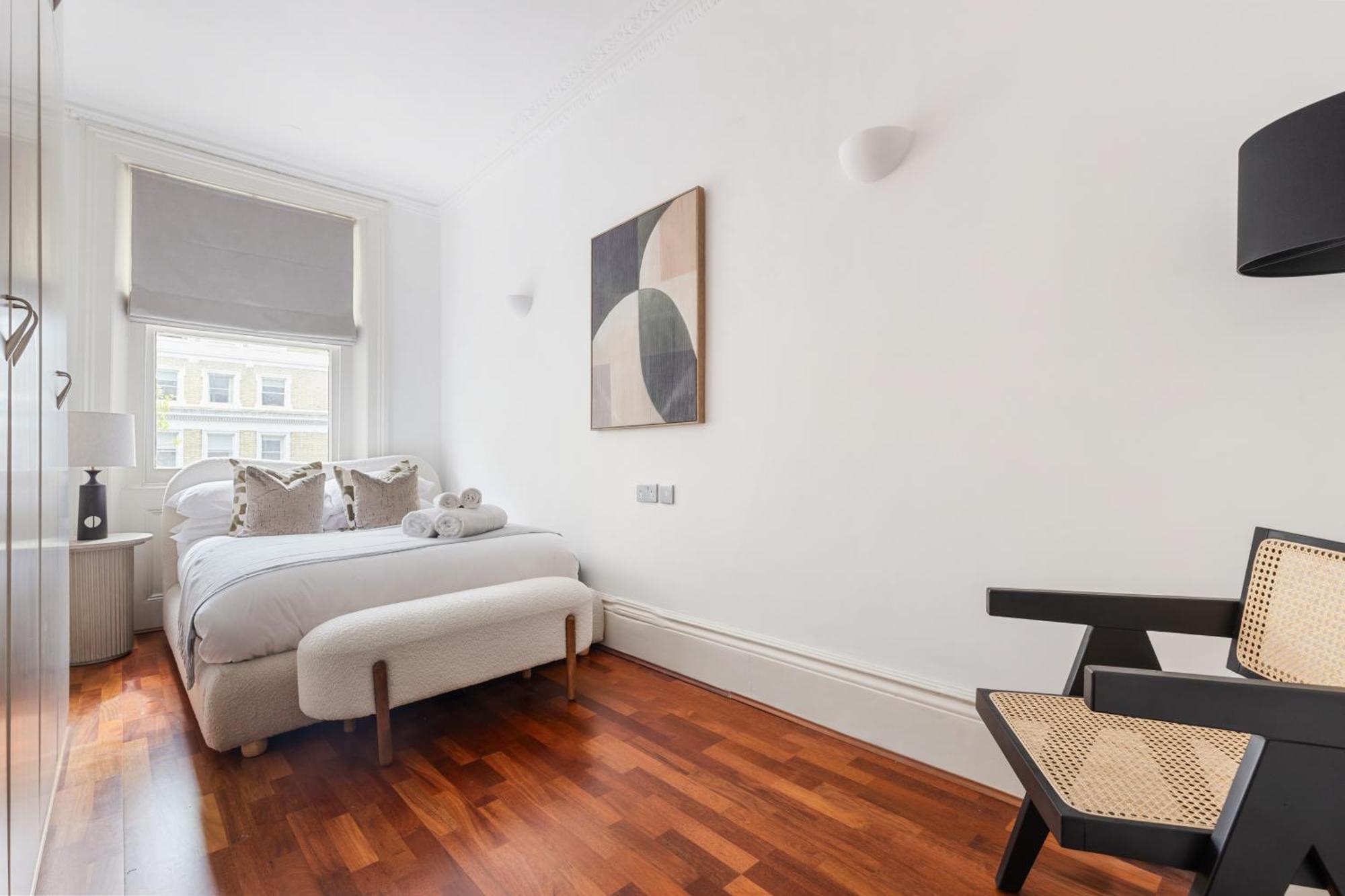 Luxury Corner - La Reserve Knightsbridge 5*