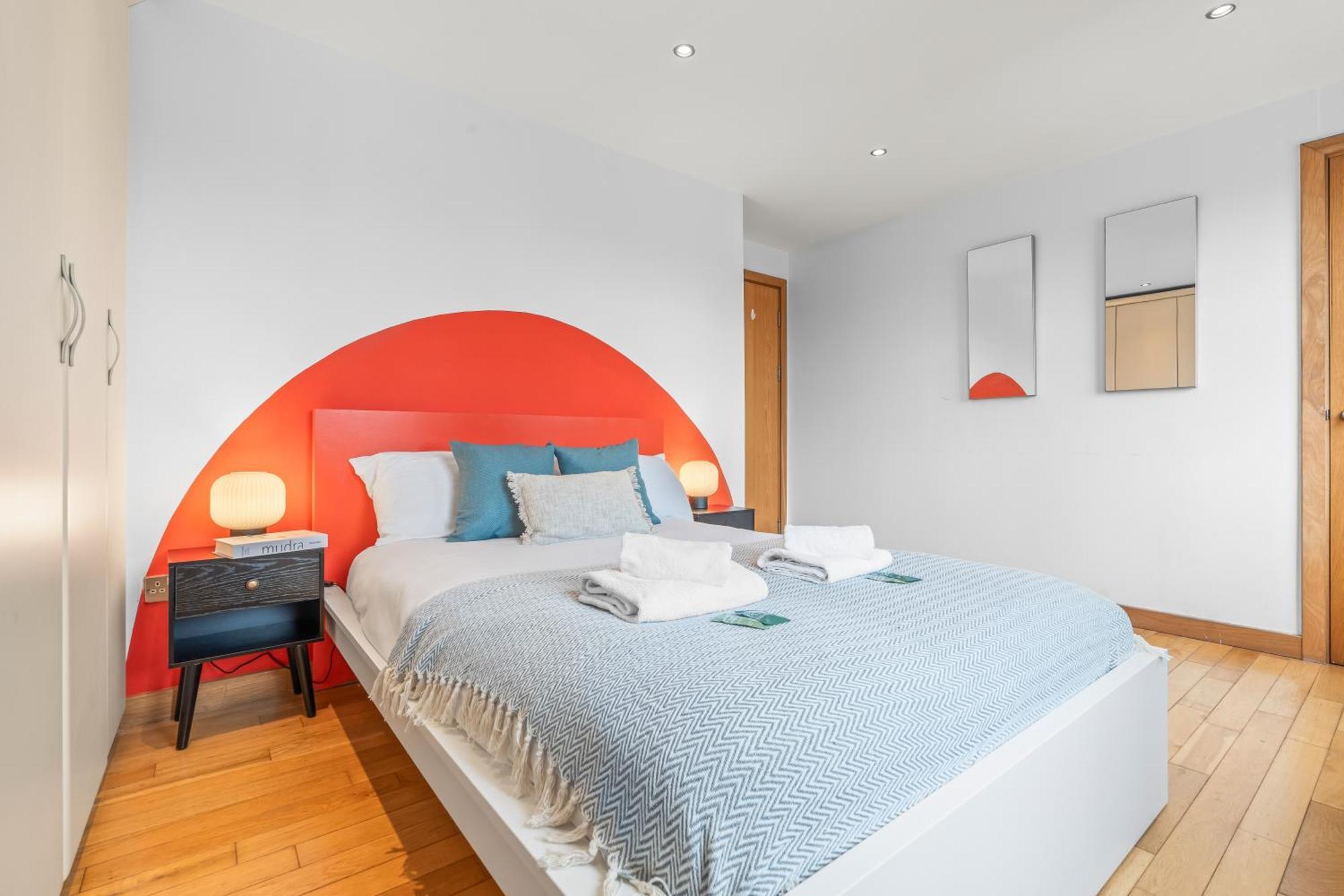 Modern And Industrial 2 Bed - Close To London Bridge, Sleeps 6 * Londres