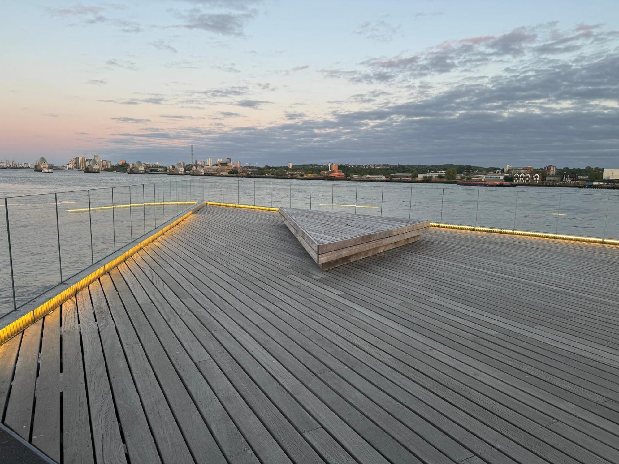 Leilighet Waterside Near O2 Royal Dock With Parking And Ac London