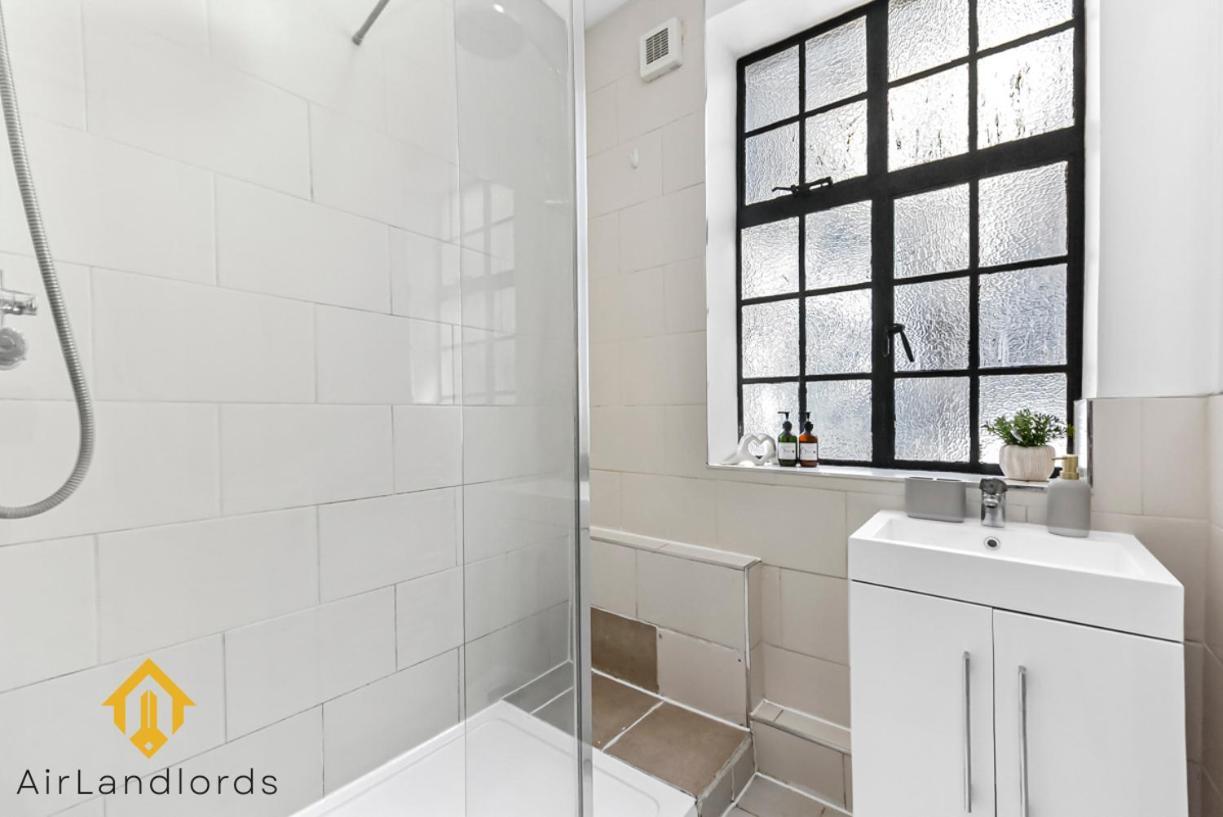 Stylish 3-bedroom Flat In Belsize Park Perfect For Families Business Trips! Apartment