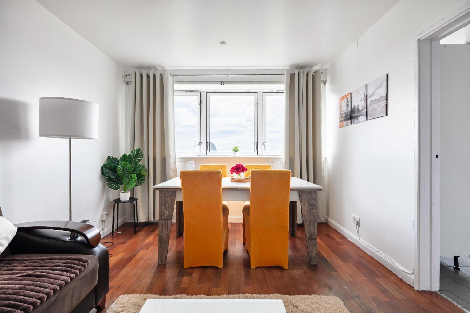Stylish 2-bed Retreat Steps From Emirates Stadium Appartement *