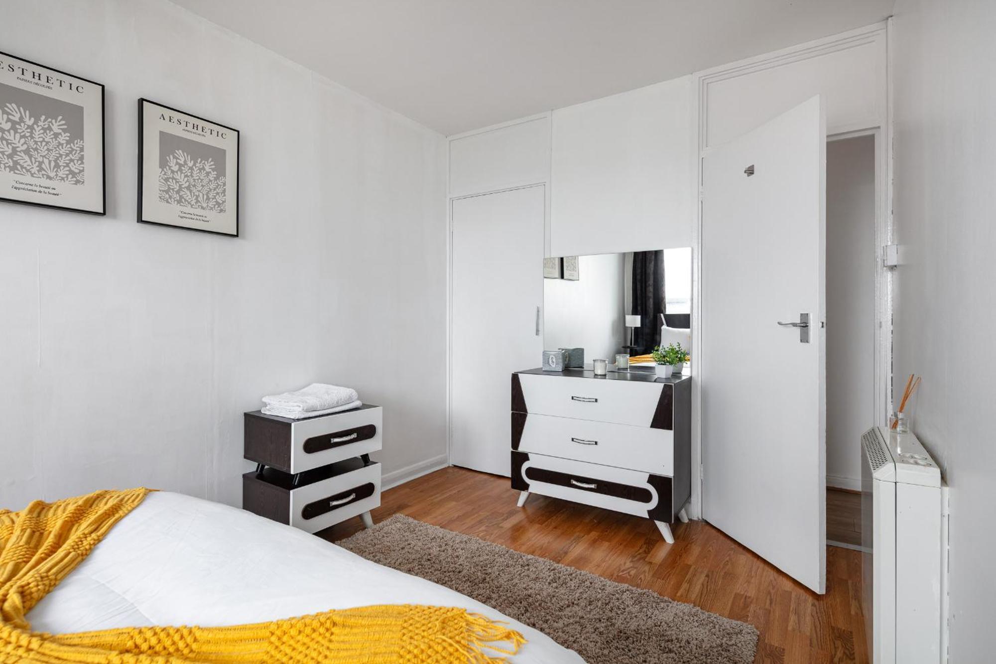Appartement Stylish 2-bed Retreat Steps From Emirates Stadium Londen