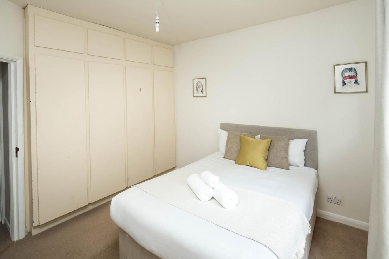 New Sleek 2bd Flat Oxford Street/soho/fitzrovia Apartment London