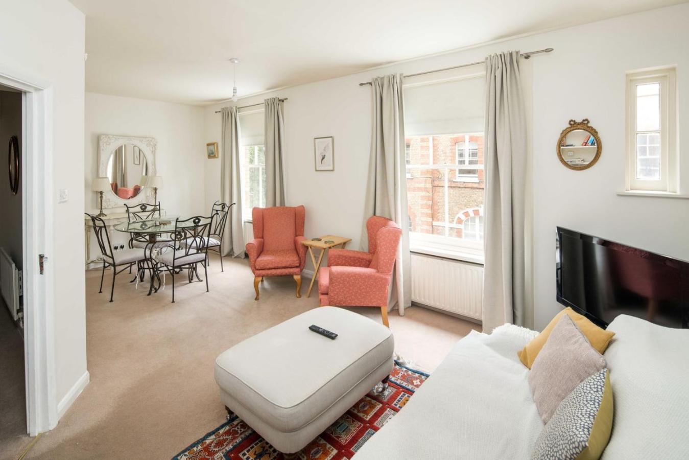 New Sleek 2bd Flat Oxford Street/soho/fitzrovia * London