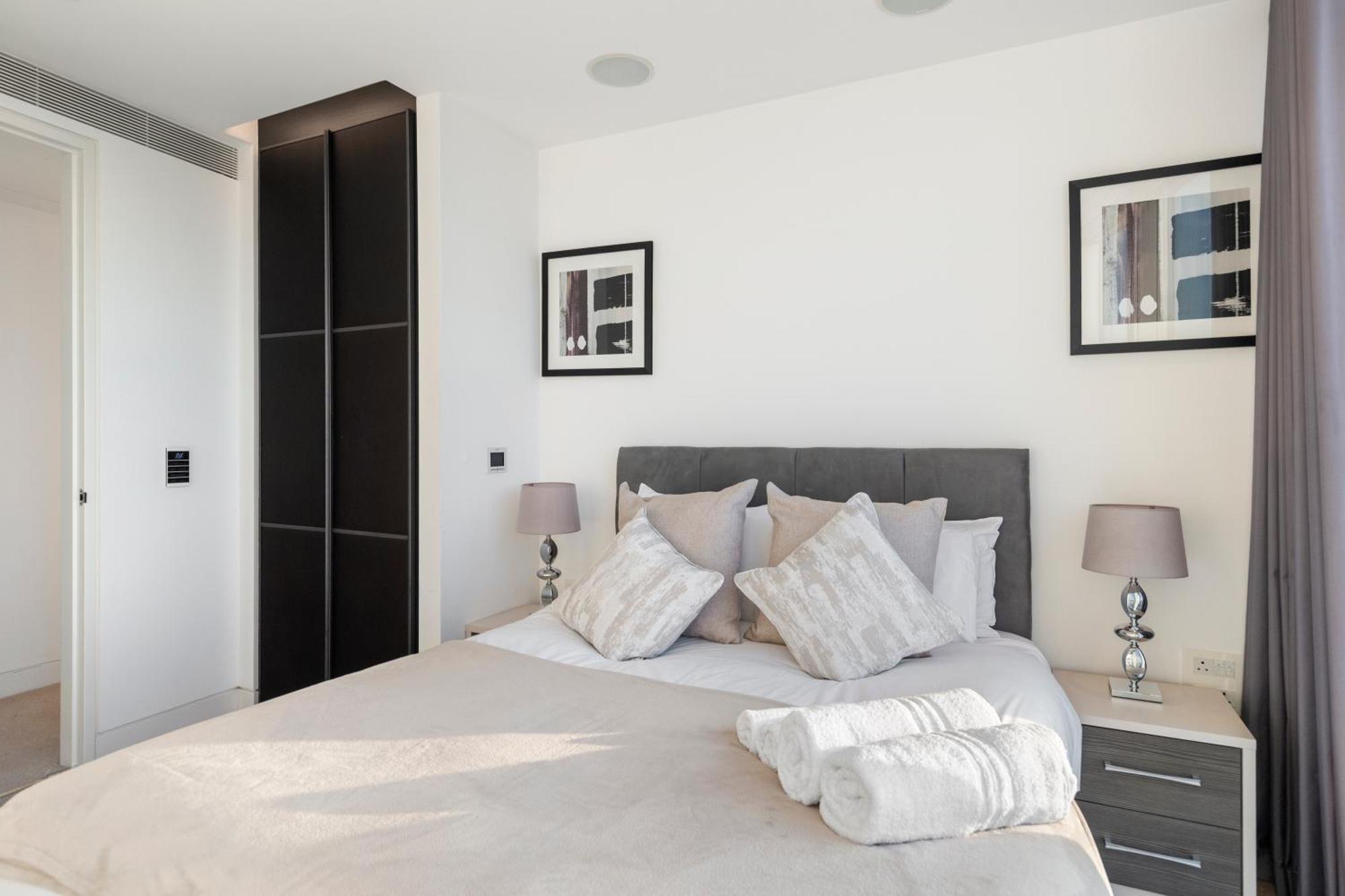 Leilighet Skyline Views Luxury 3 Bedroom Free Parking *