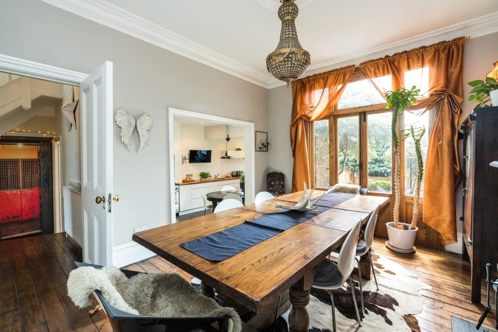 Beautiful 3bd Forest Hill South Ferienhaus *