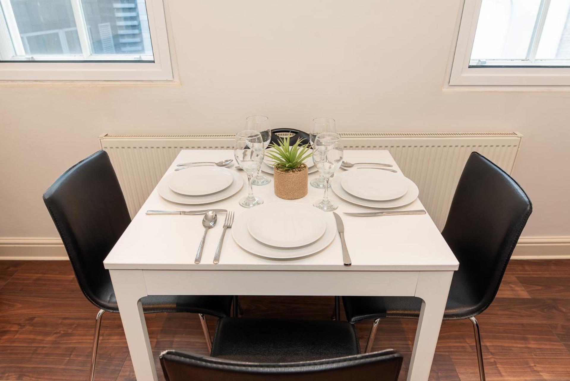 2-bedroom Flat In Embankment A Short Walk Away To Trafalgar Square Near Big Ben, Eye Appartement *