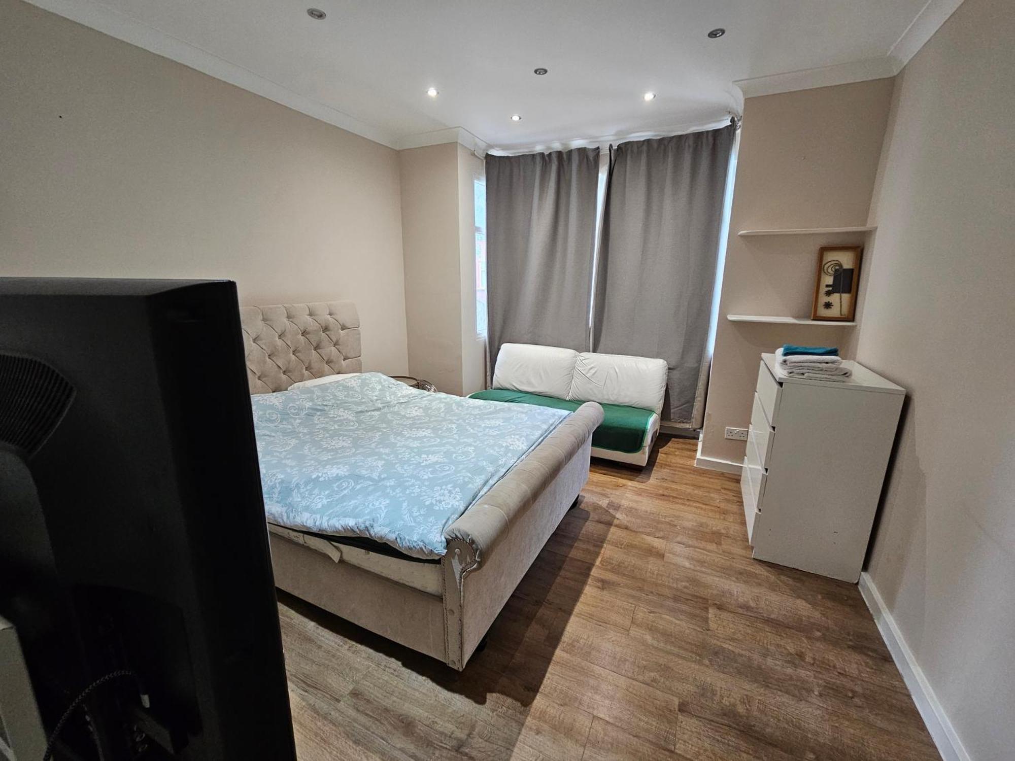 Gjestgiverier Private Direct Travel Heathrow & Ldn London