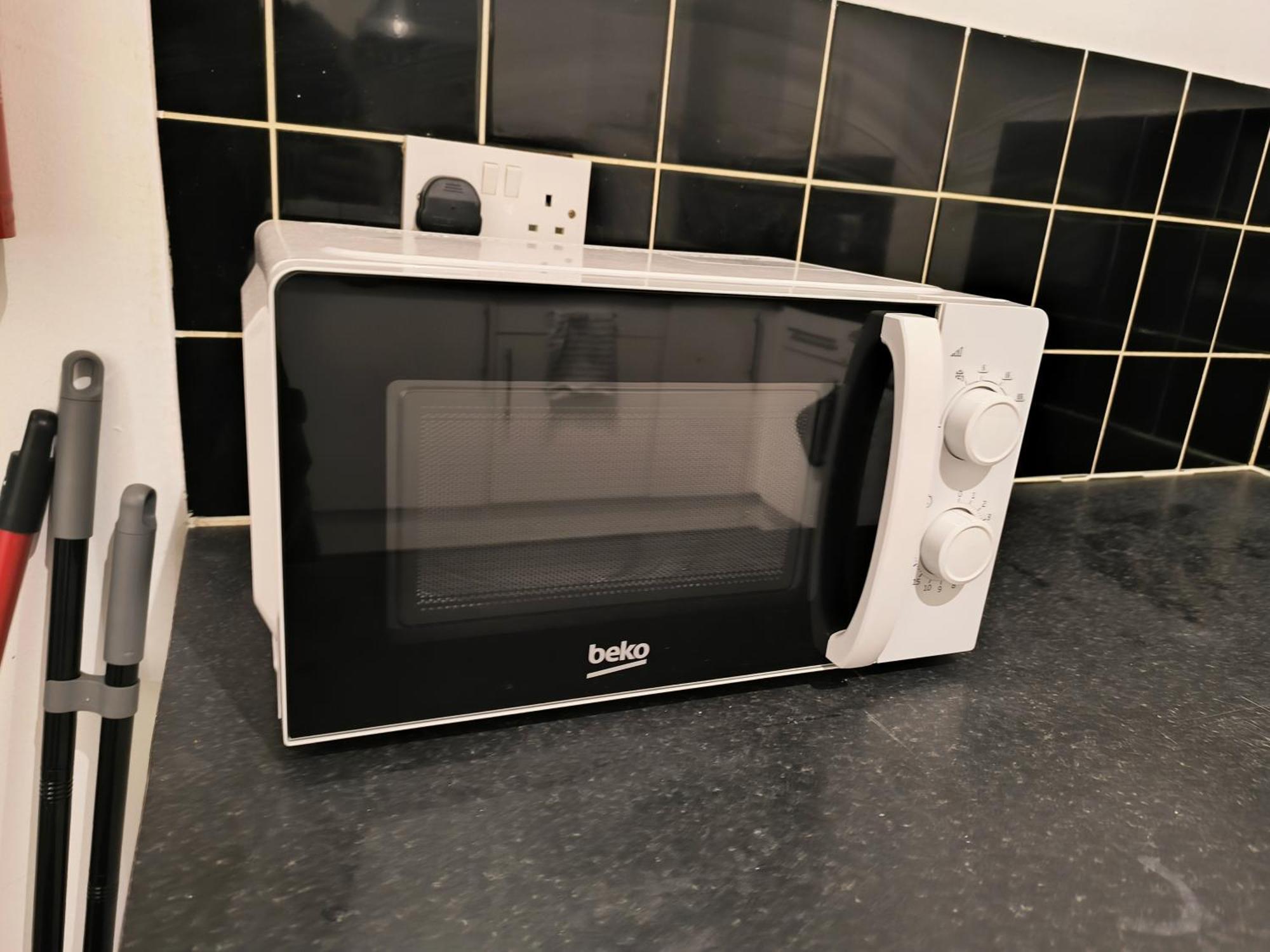 4 Person 3min From South Wimbeldon Tube Station Room2 * London