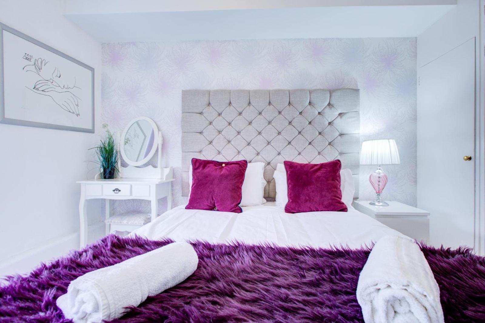 Modern, Family-friendly By Hyde Park & Museums Londen