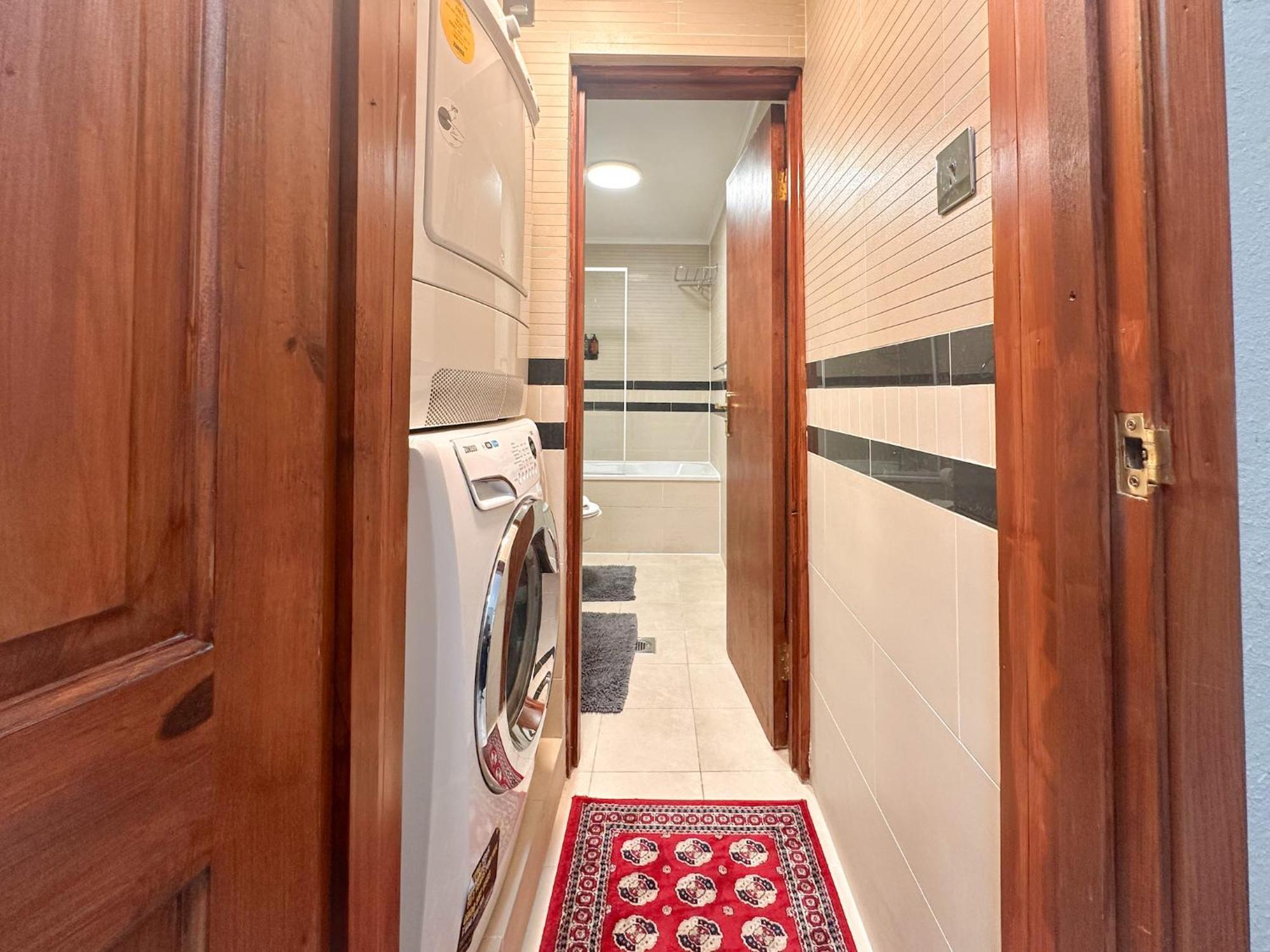 Spacious 2 Bedroom Flat Near Hyde Park By Beiroom Apartment *