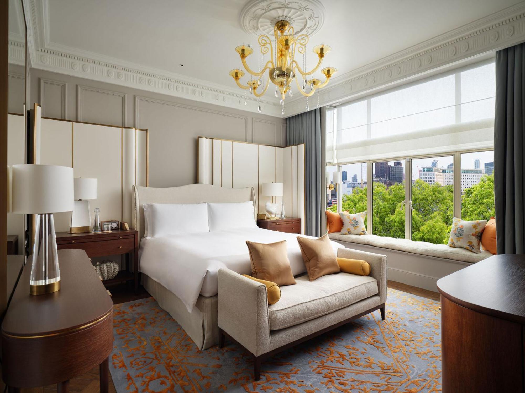 Hotel The Savoy