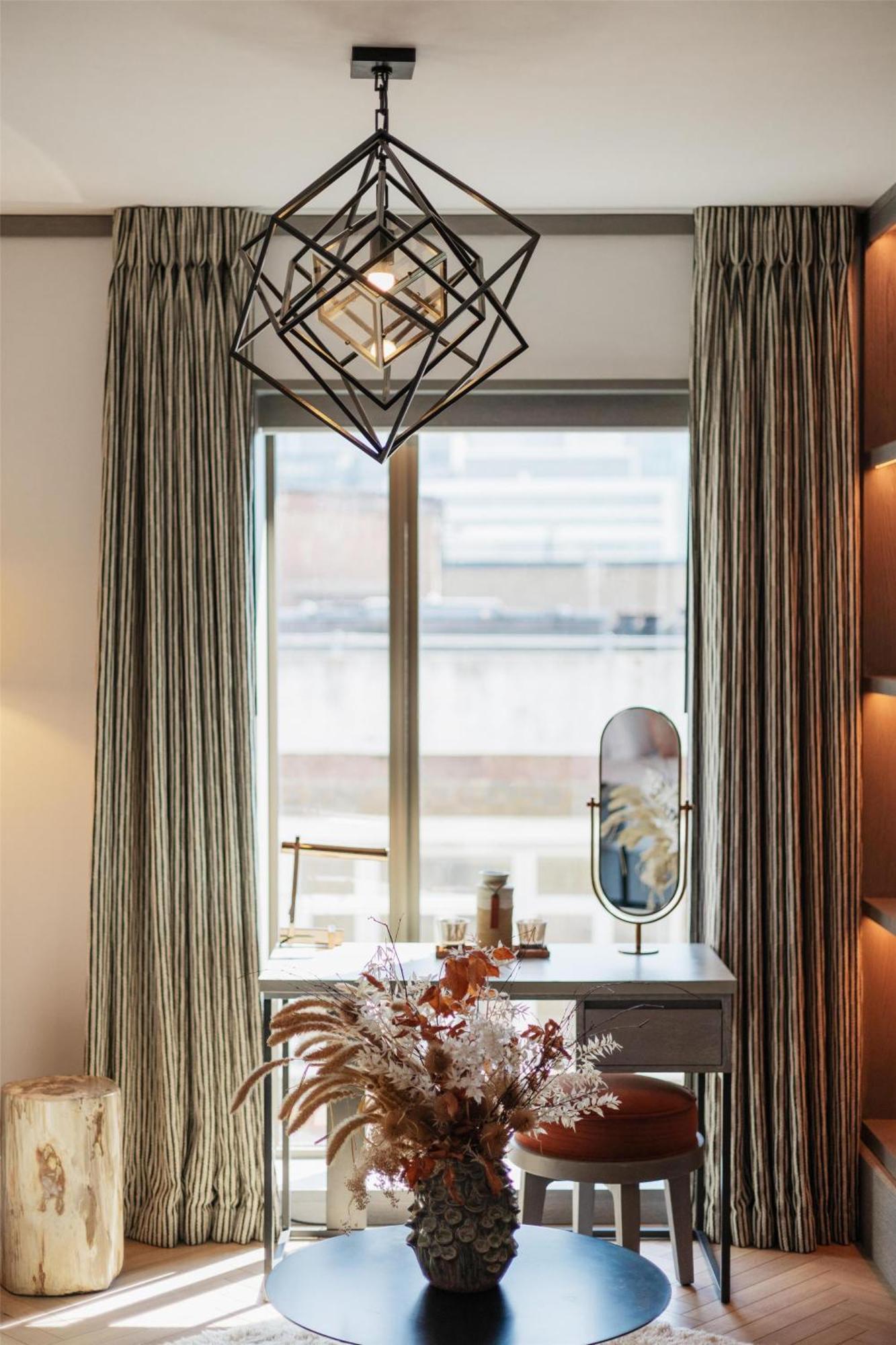 Hart Shoreditch London, Curio Collection By Hilton Londen