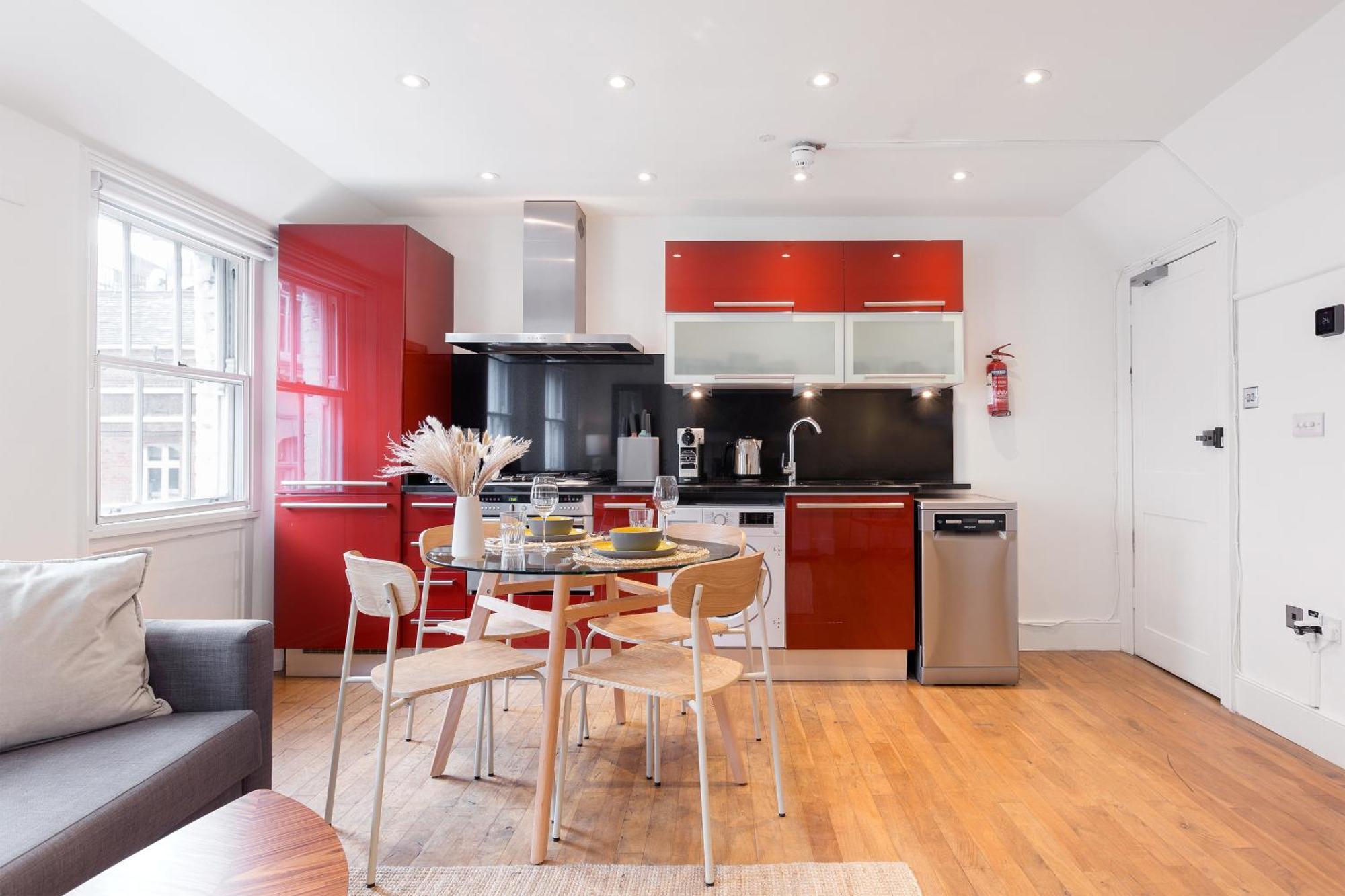 Beautiful One Bedroom In Soho * London