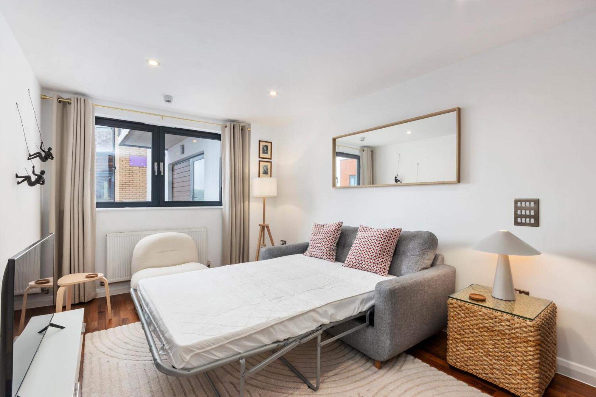 Modern 1 Bed Wimbledon Pad