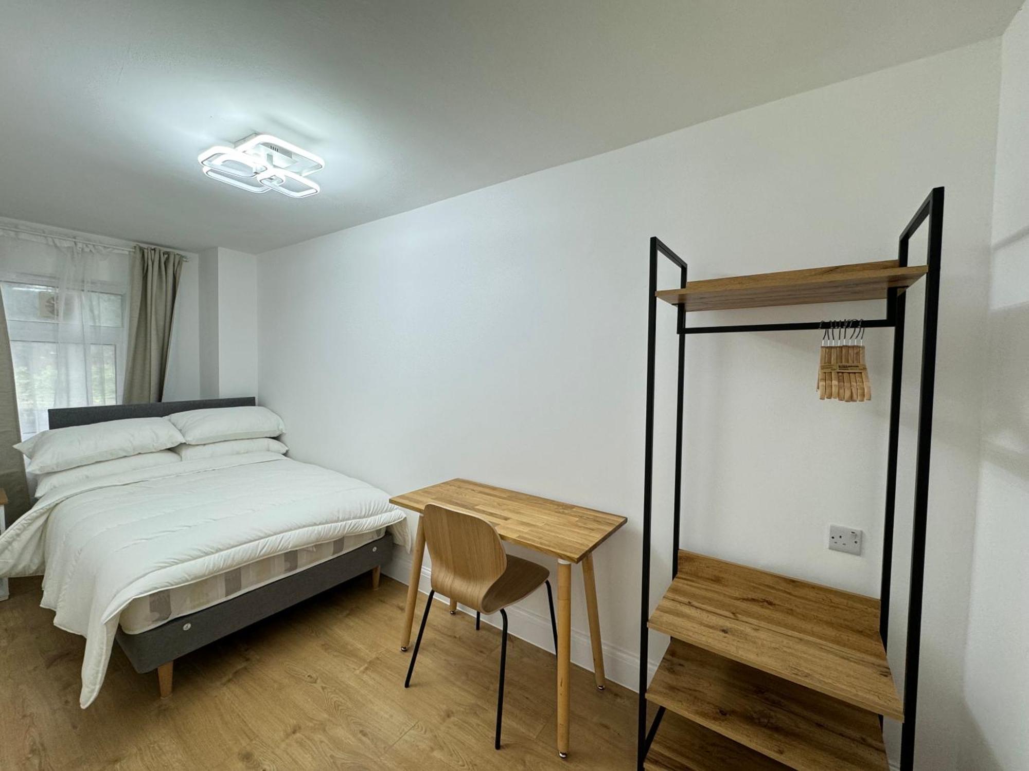 Newly Refurbished 2bd Flat Close To Excel Londra