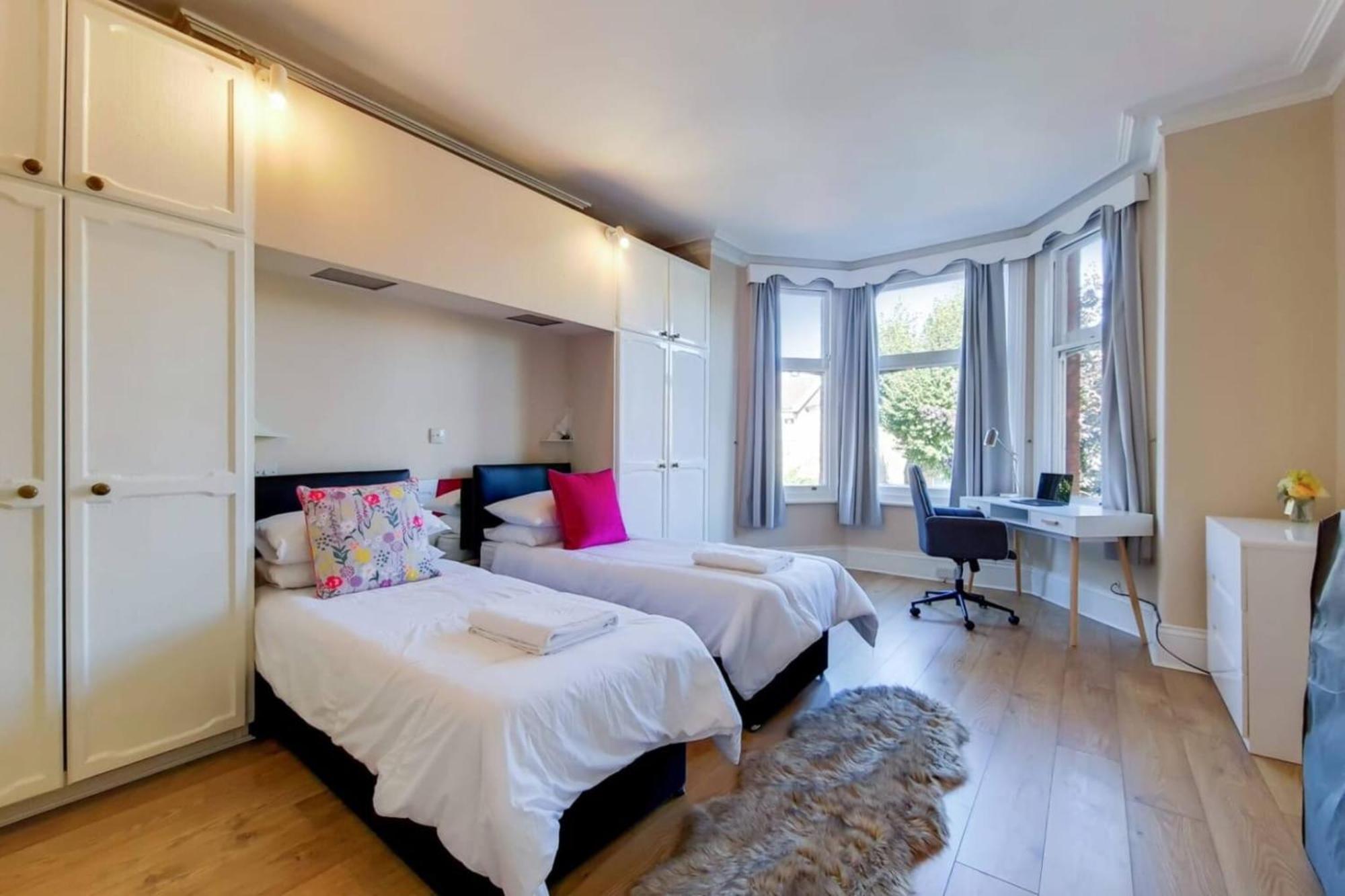 Lägenhet Spacious Ealing Broadway