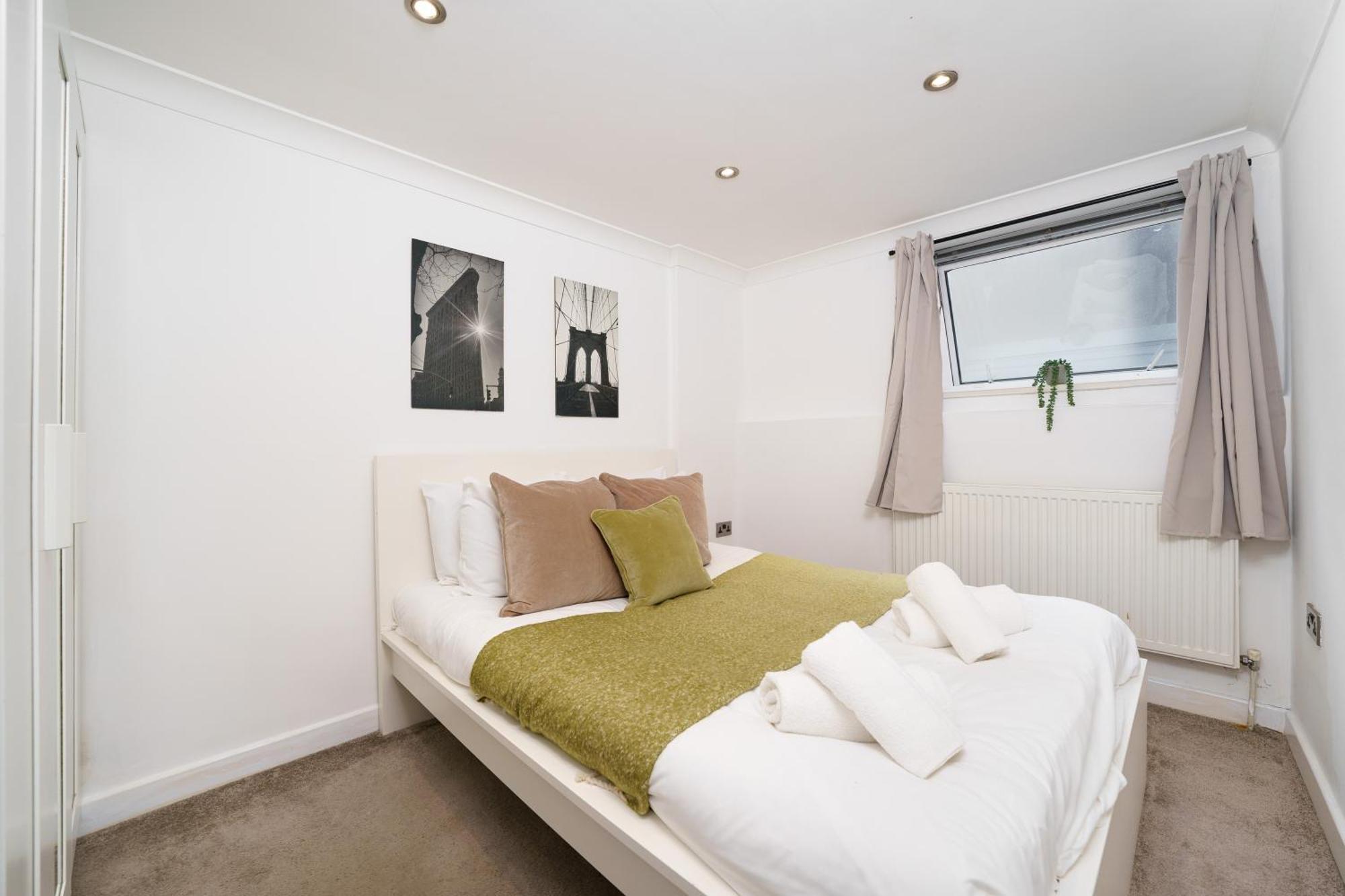 Leilighet Modern 3br - Flat Sleeps 8 - Walk To Liverpool St