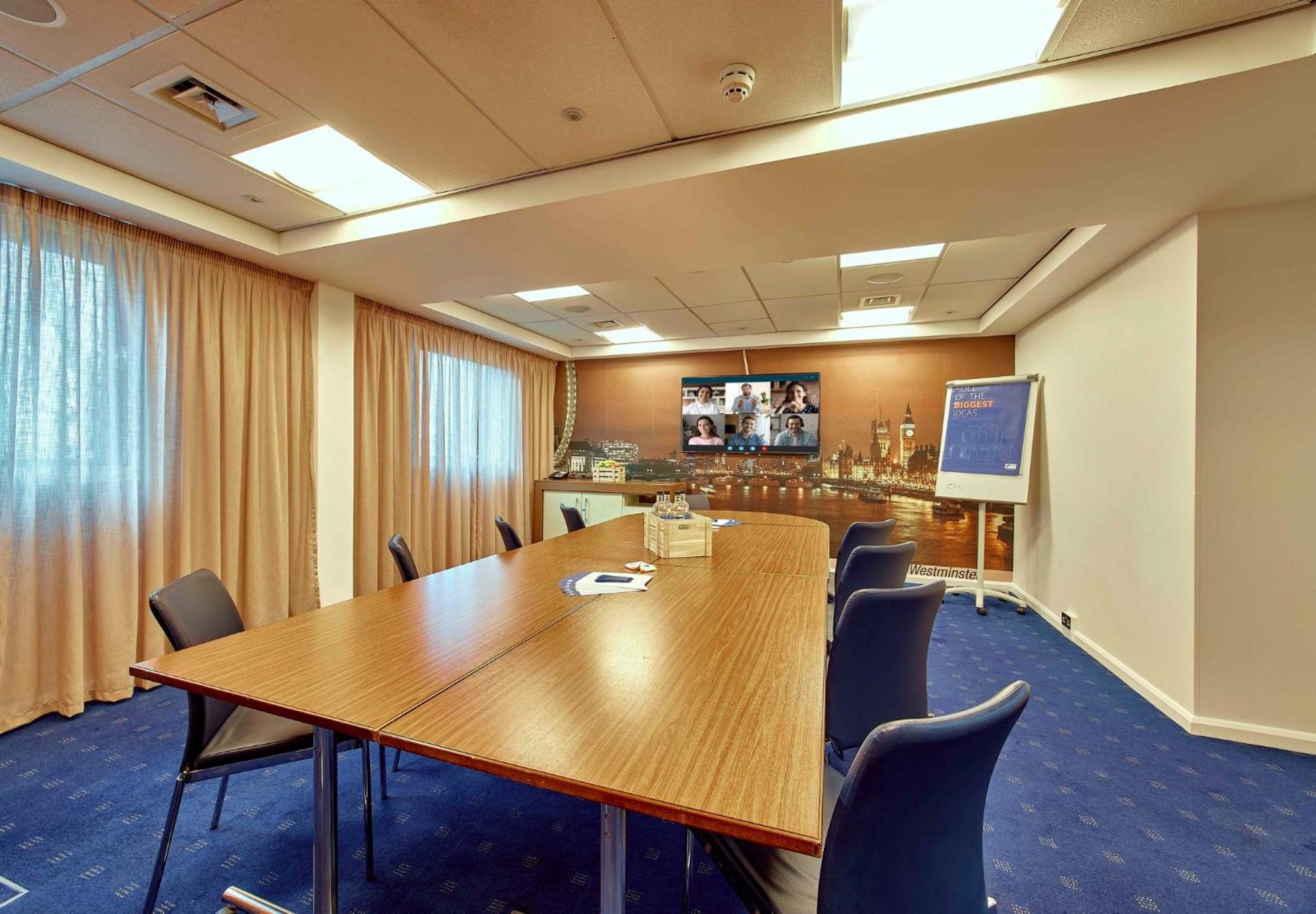 Express Stratford By Ihg Londra